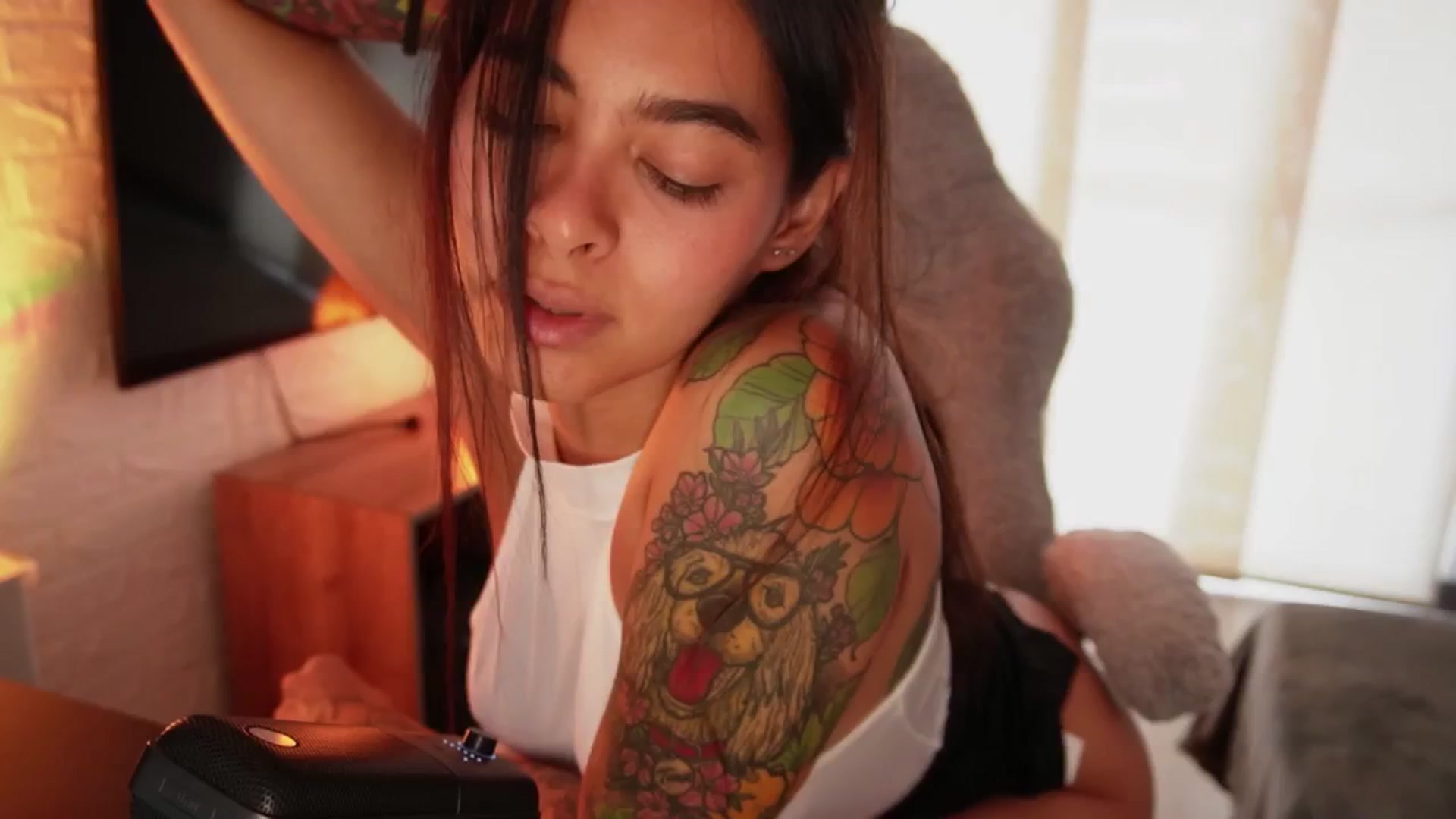 Gallery image thumbnail from Ramonarios's myfreecams stream on, 05/14/2025, 16:56 image 15 of 20