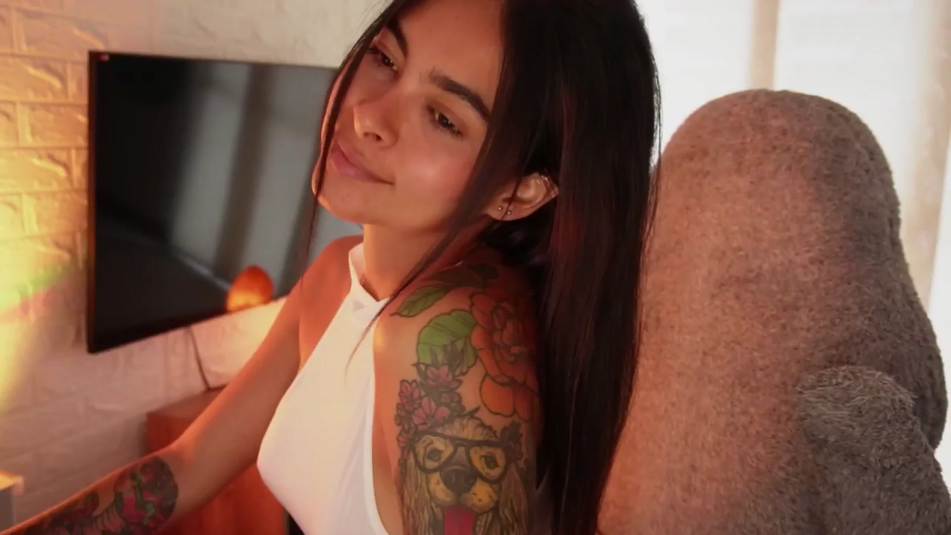 Gallery image thumbnail from Ramonarios's myfreecams stream on, 05/14/2025, 16:56 image 20 of 20