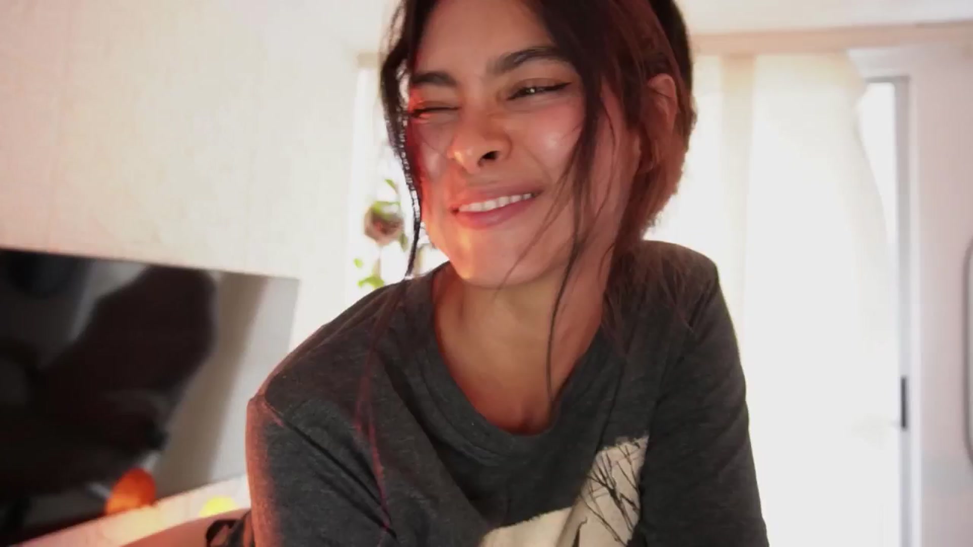 Gallery image thumbnail from Ramonarios's myfreecams stream on, 05/15/2025, 18:38 image 15 of 20