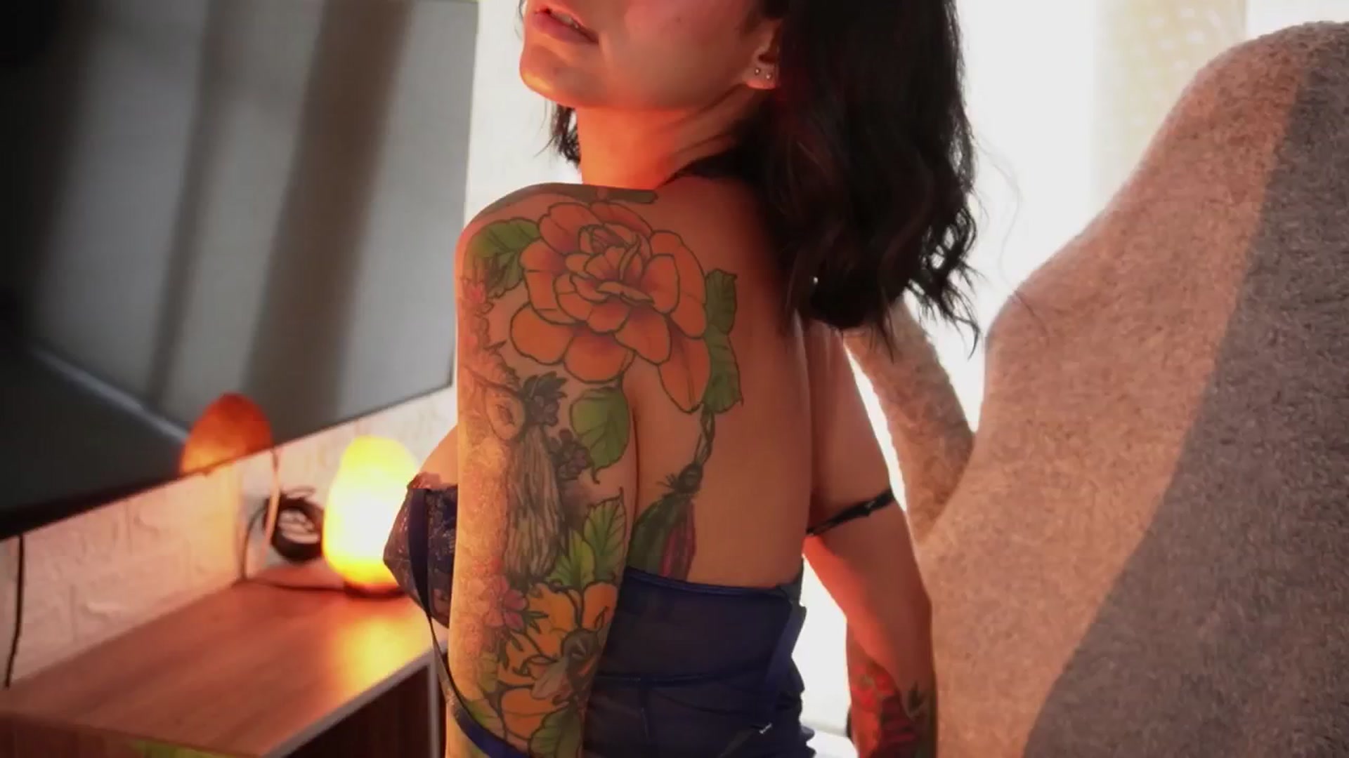 Gallery image thumbnail from Ramonarios's myfreecams stream on, 05/21/2025, 17:59 image 9 of 20
