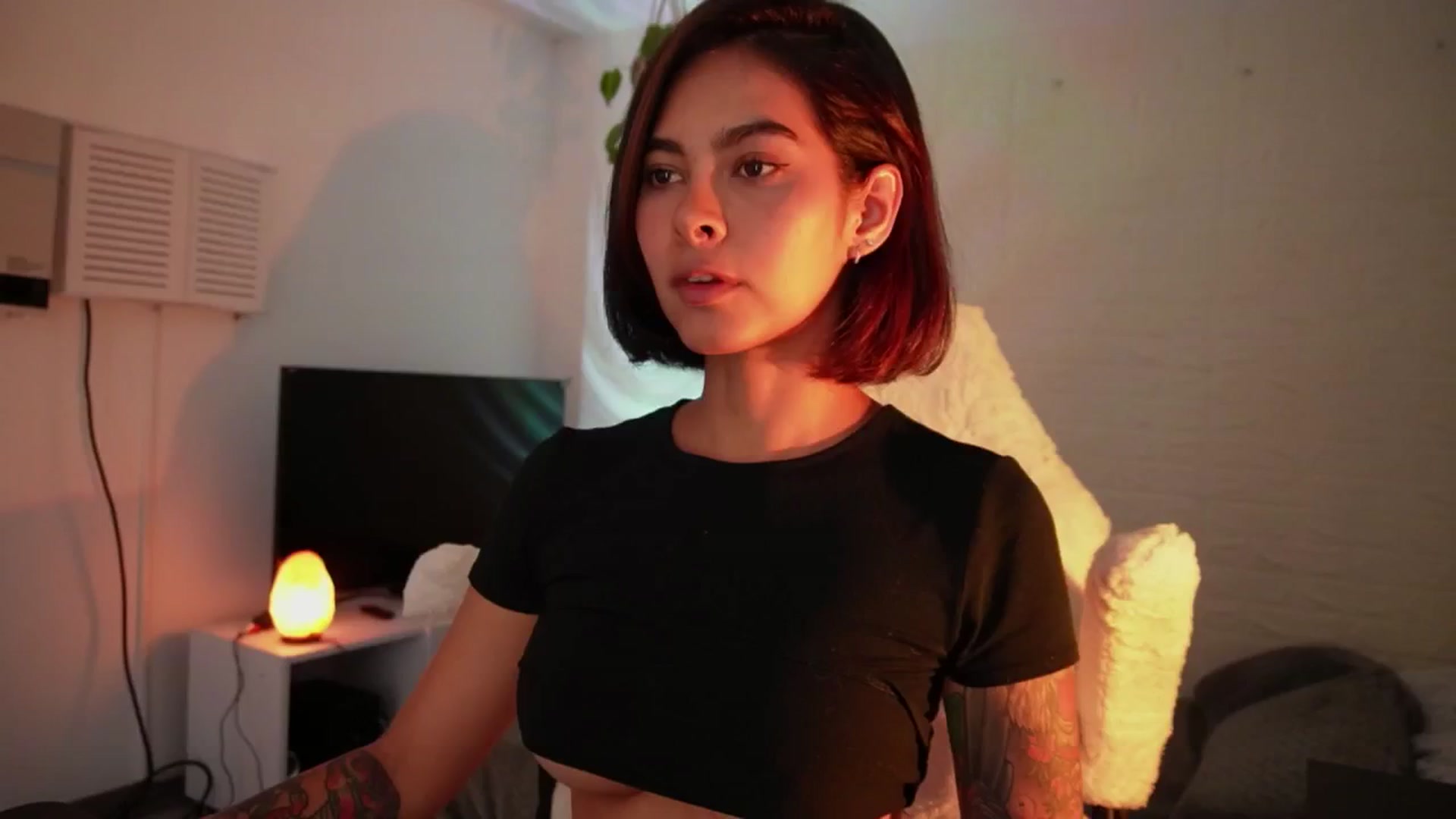 Gallery image thumbnail from Ramonarios's myfreecams stream on, 09/08/2025, 18:46 image 17 of 20