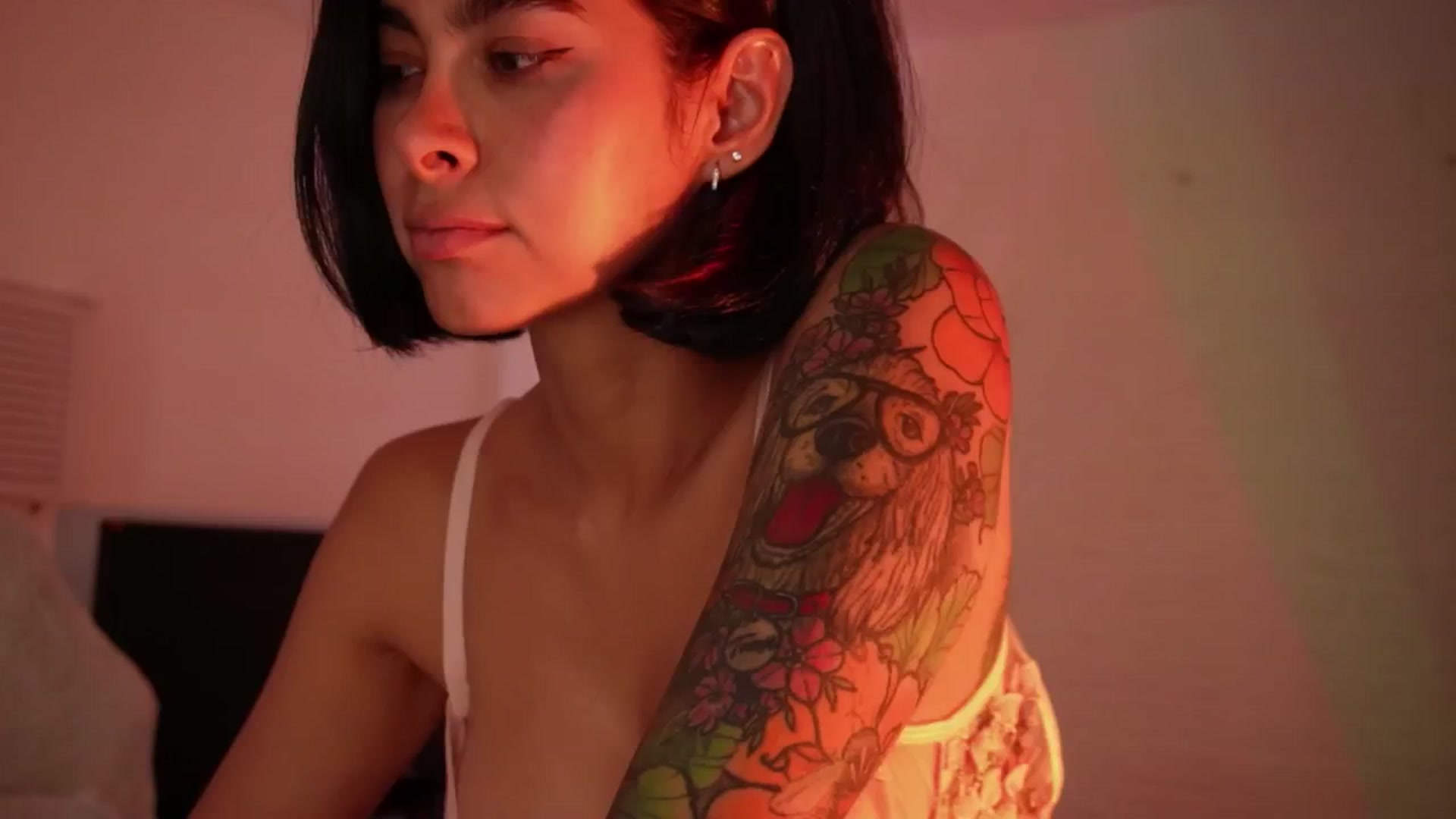 Gallery image thumbnail from Ramonarios's myfreecams stream on, 09/12/2025, 16:02 image 18 of 20