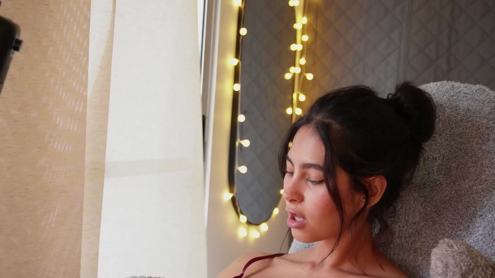 Gallery image thumbnail from Ramonarios's myfreecams stream on, 12/22/2025, 20:07 image 8 of 20