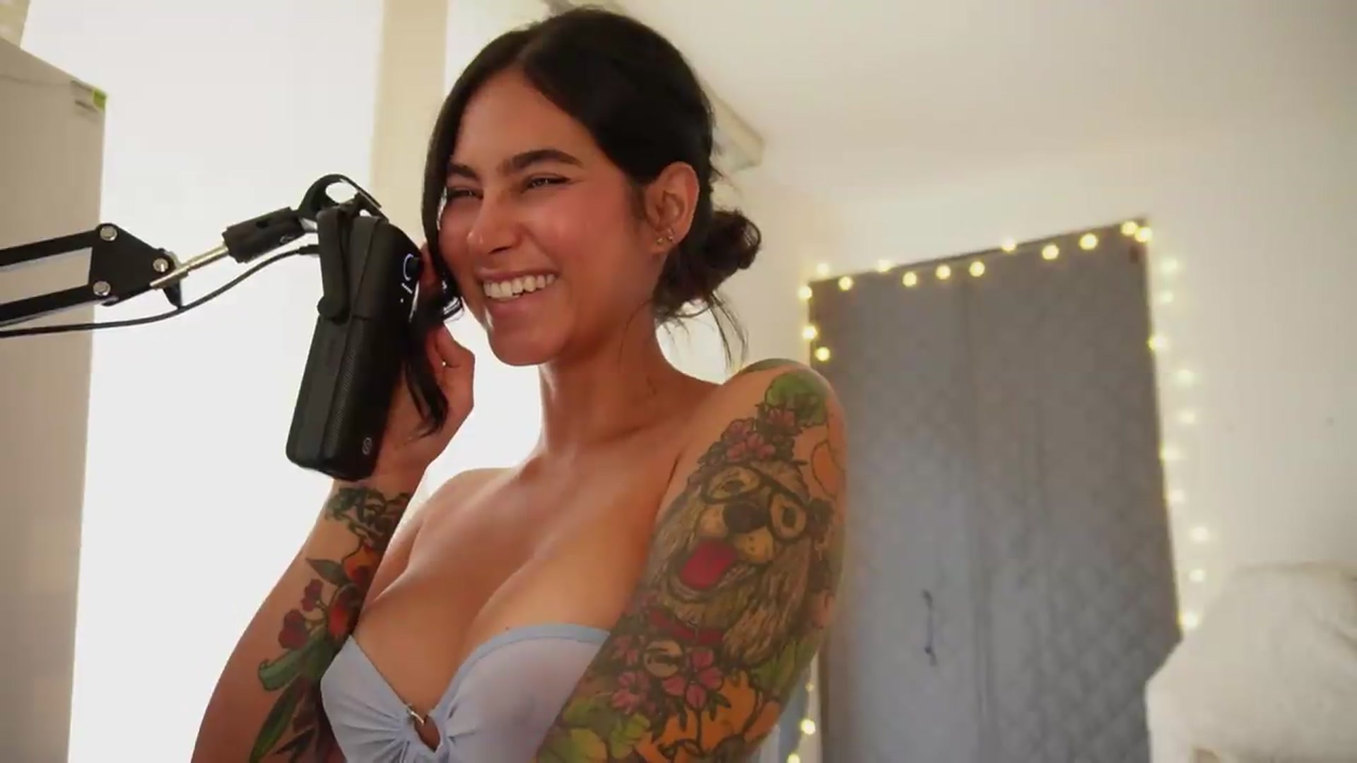 Gallery image thumbnail from Ramonarios's myfreecams stream on, 06/02/2026, 19:02 image 4 of 20