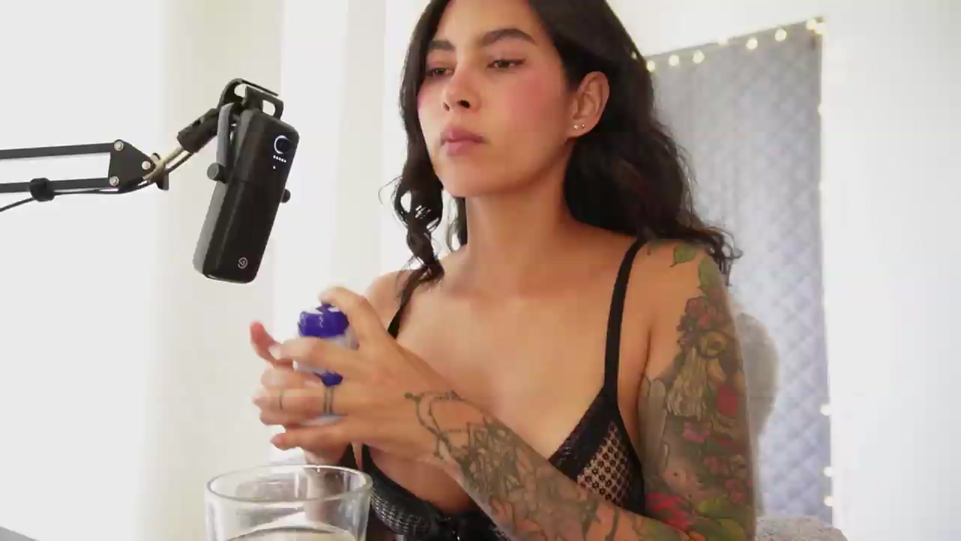 Gallery image thumbnail from Ramonarios's myfreecams stream on, 07/16/2026, 18:35 image 1 of 20