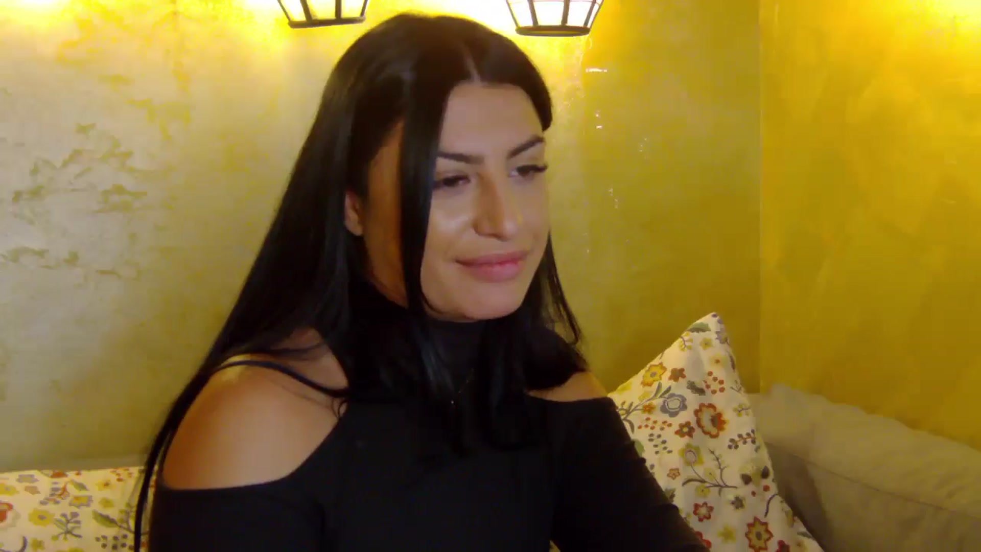 Gallery image thumbnail from Rapunz3l's myfreecams stream on, 10/20/2025, 02:20 image 9 of 20