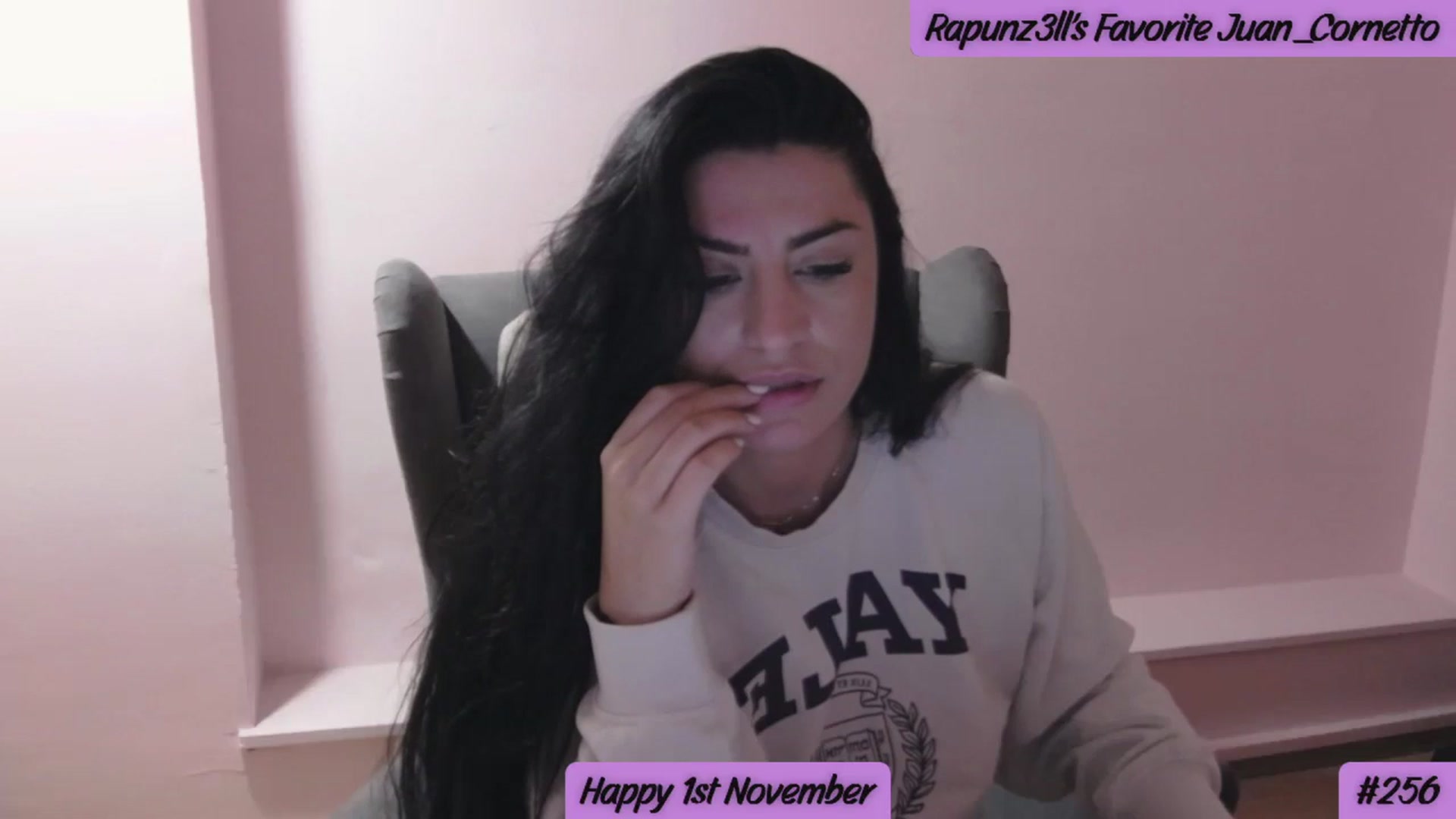 Gallery image thumbnail from Rapunz3l's myfreecams stream on, 11/02/2025, 08:50 image 12 of 20