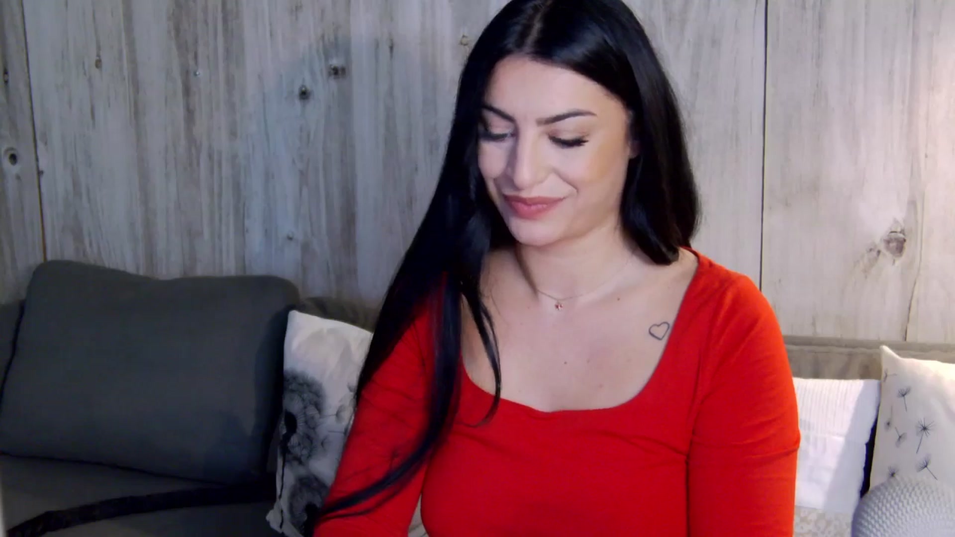 Gallery image thumbnail from Rapunz3l's myfreecams stream on, 11/10/2025, 02:39 image 11 of 20