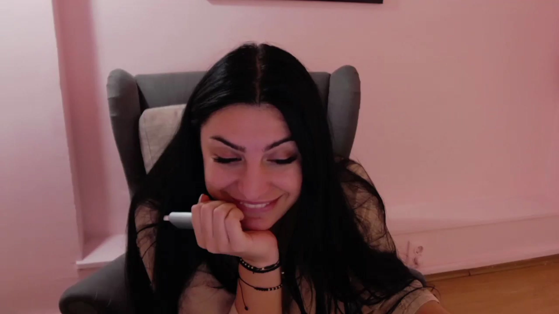 Gallery image thumbnail from Rapunz3l's myfreecams stream on, 11/13/2025, 04:08 image 11 of 20