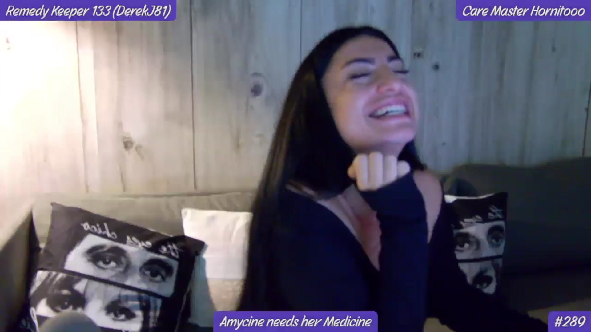 Gallery image thumbnail from Rapunz3l's myfreecams stream on, 11/17/2025, 05:22 image 12 of 20