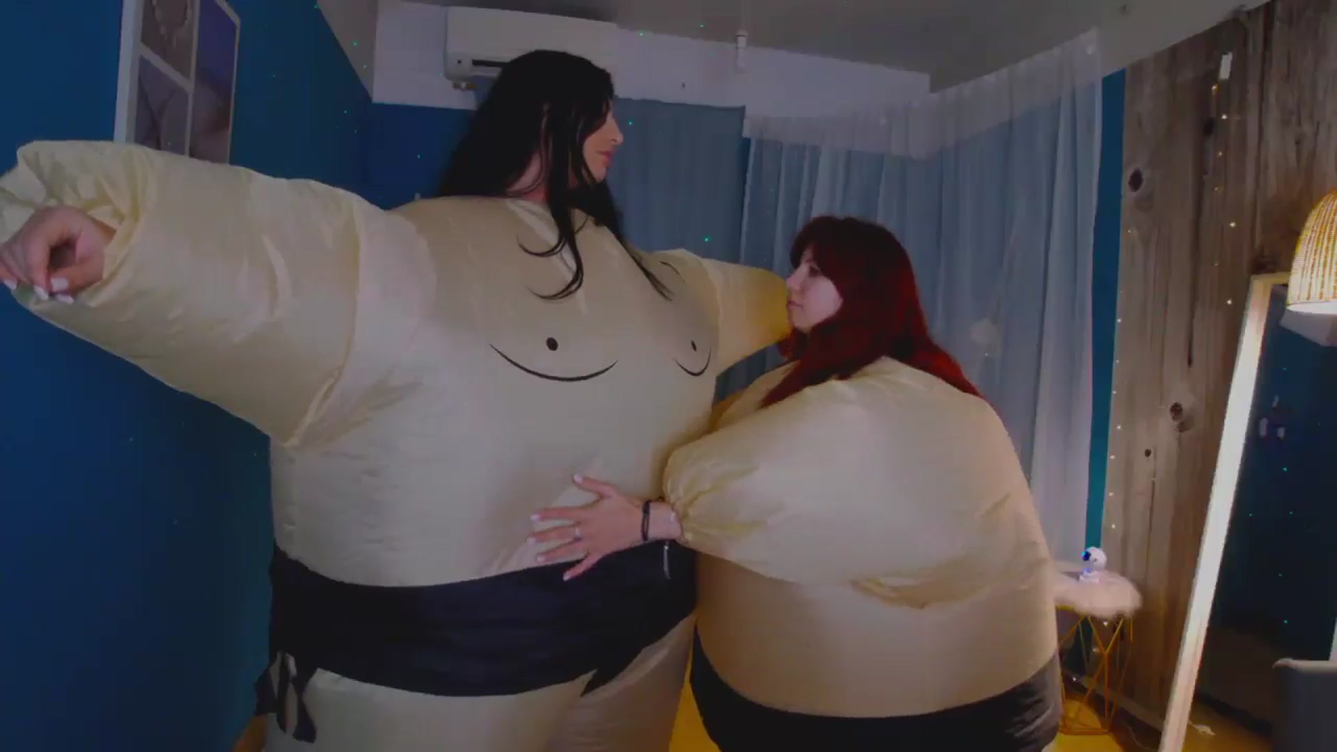 Gallery image thumbnail from Rapunz3l's myfreecams stream on, 12/02/2025, 02:24 image 12 of 20