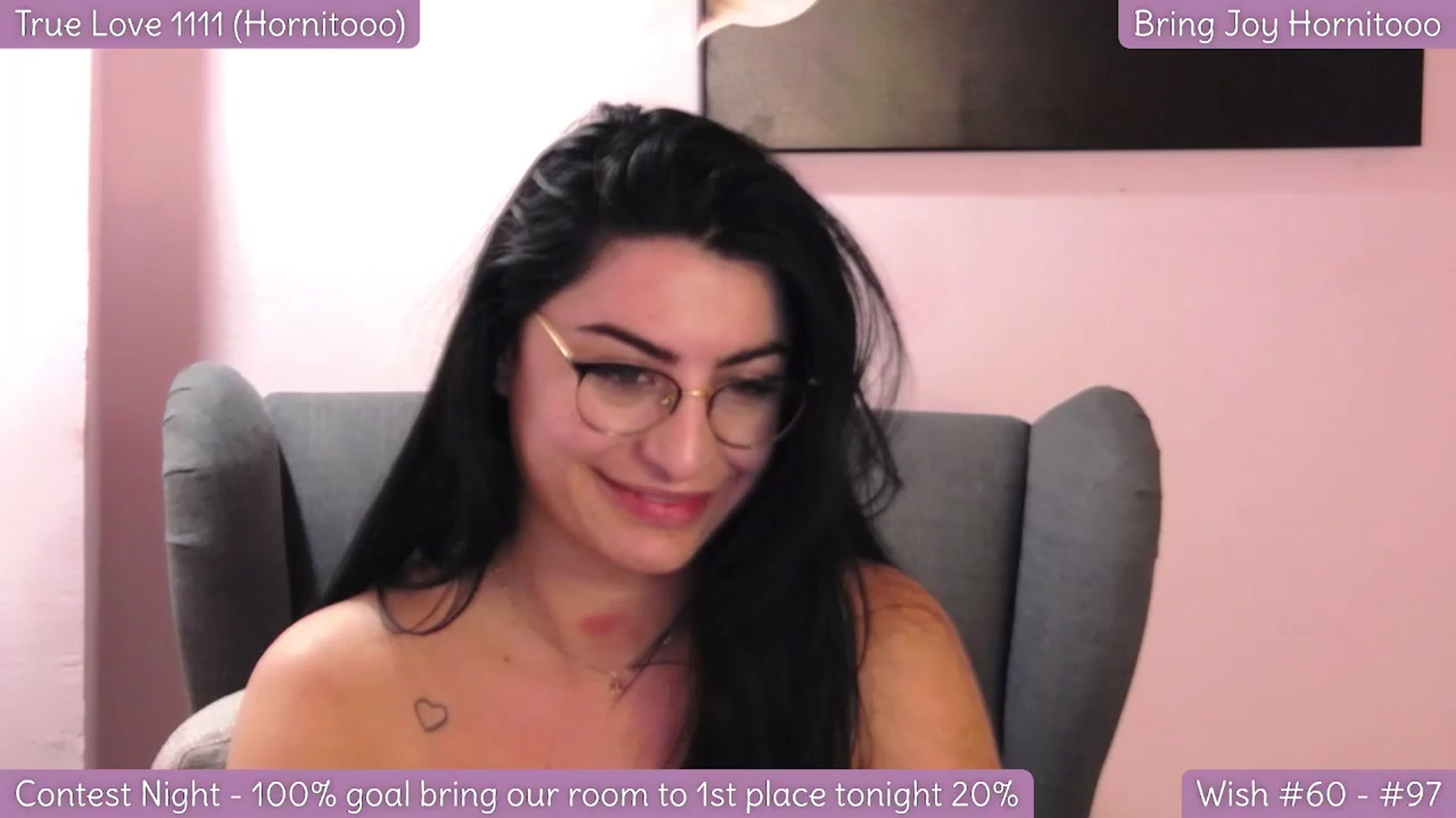 Gallery image thumbnail from Rapunz3l's myfreecams stream on, 12/16/2025, 05:43 image 17 of 20