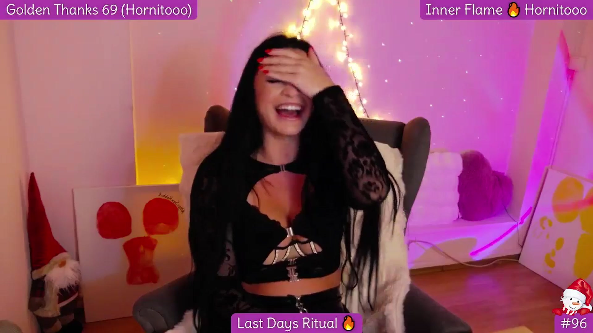 Gallery image thumbnail from Rapunz3l's myfreecams stream on, 12/29/2025, 02:11 image 10 of 20