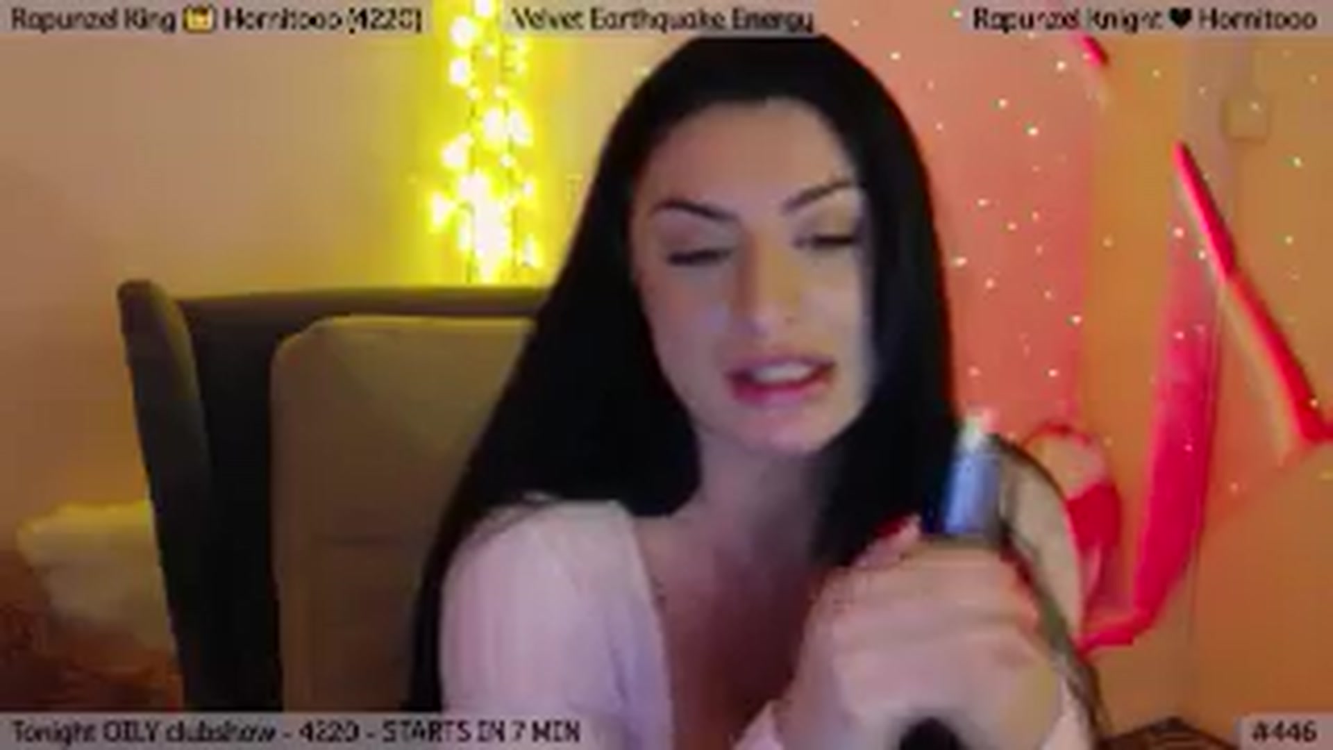 Gallery image thumbnail from Rapunz3l's myfreecams stream on, 01/29/2026, 24:21 image 15 of 20