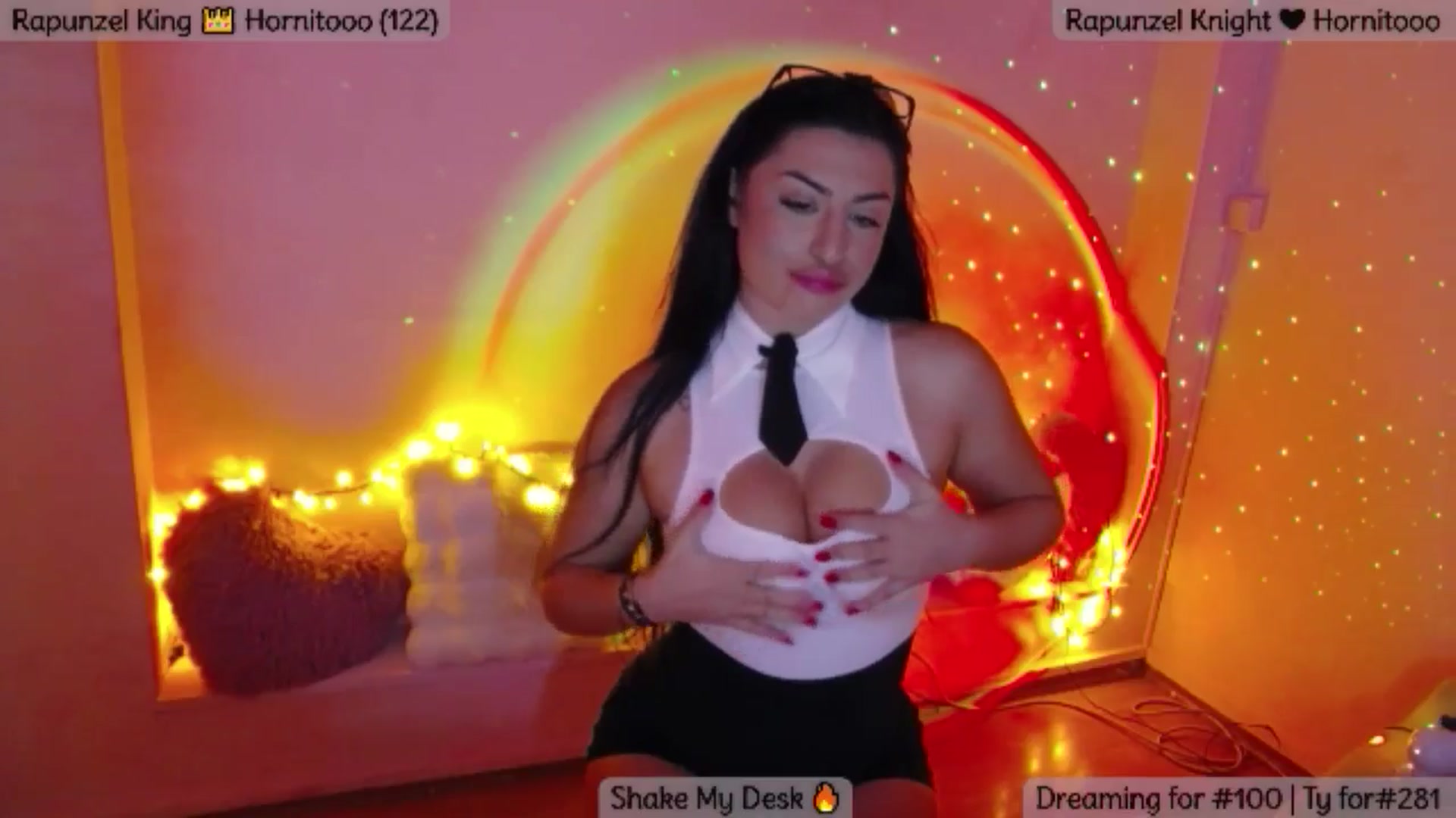 Gallery image thumbnail from Rapunz3l's myfreecams stream on, 01/31/2026, 24:01 image 4 of 20