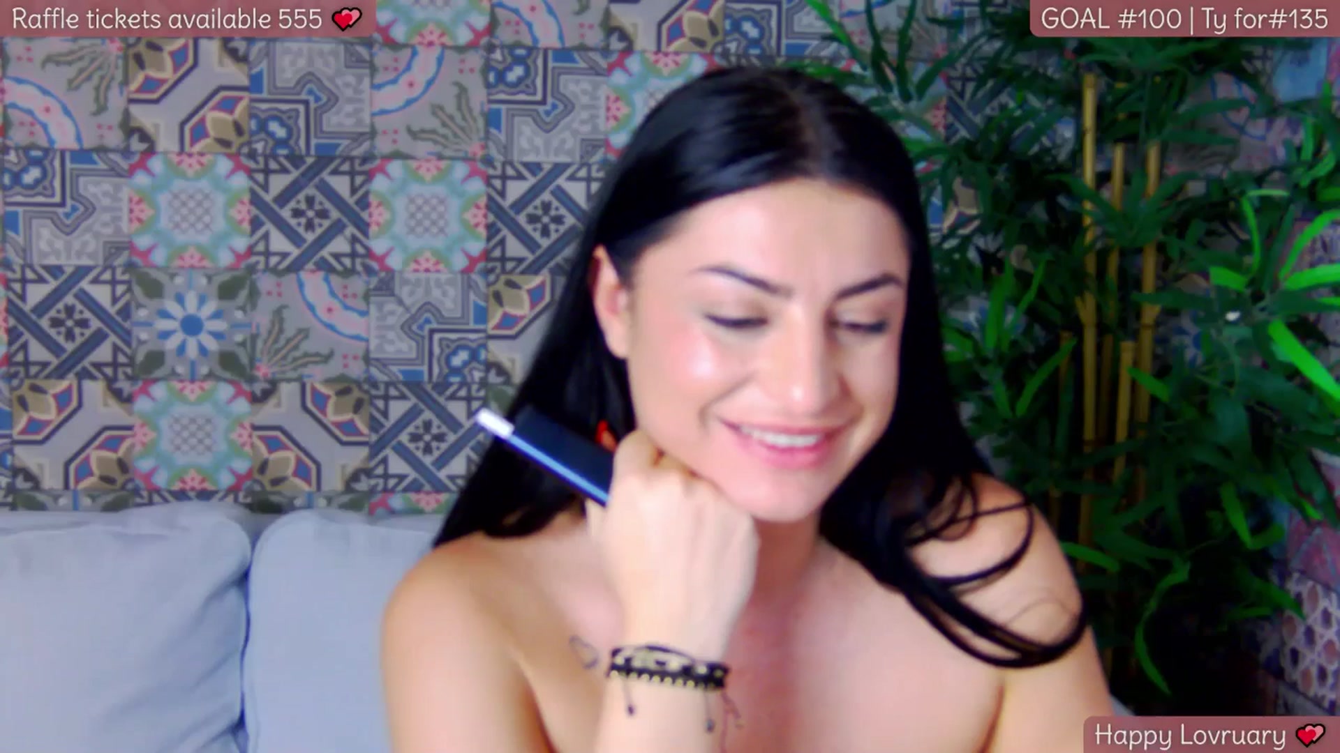 Gallery image thumbnail from Rapunz3l's myfreecams stream on, 02/04/2026, 24:05 image 17 of 20