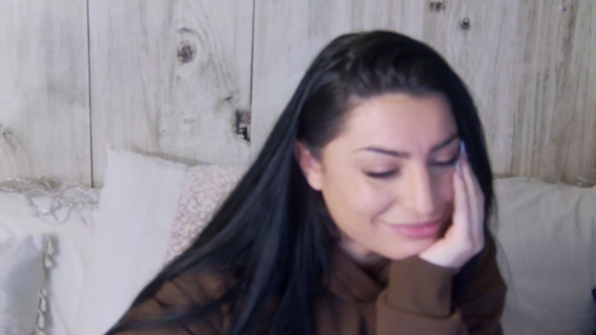 Gallery image thumbnail from Rapunz3l's myfreecams stream on, 02/04/2026, 22:47 image 18 of 20