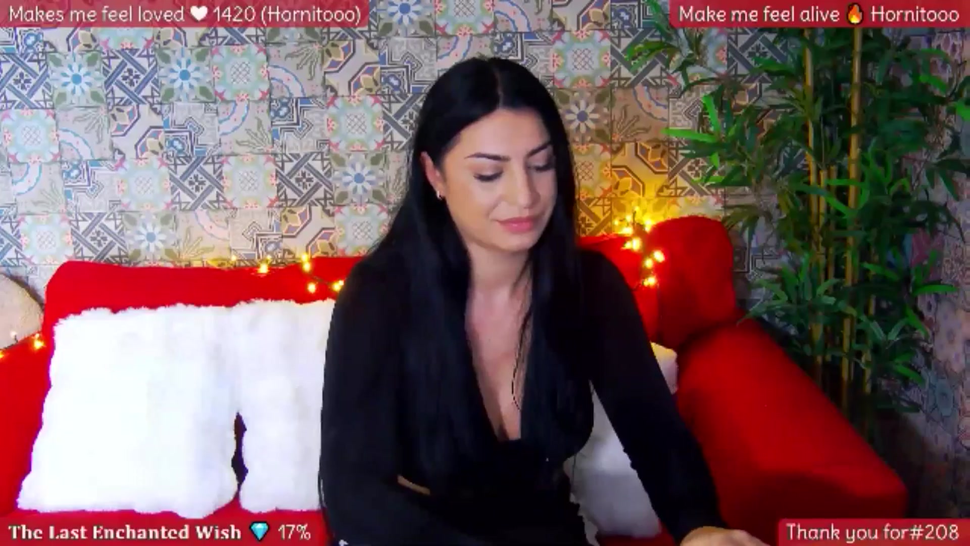 Gallery image thumbnail from Rapunz3l's myfreecams stream on, 02/15/2026, 20:10 image 18 of 20
