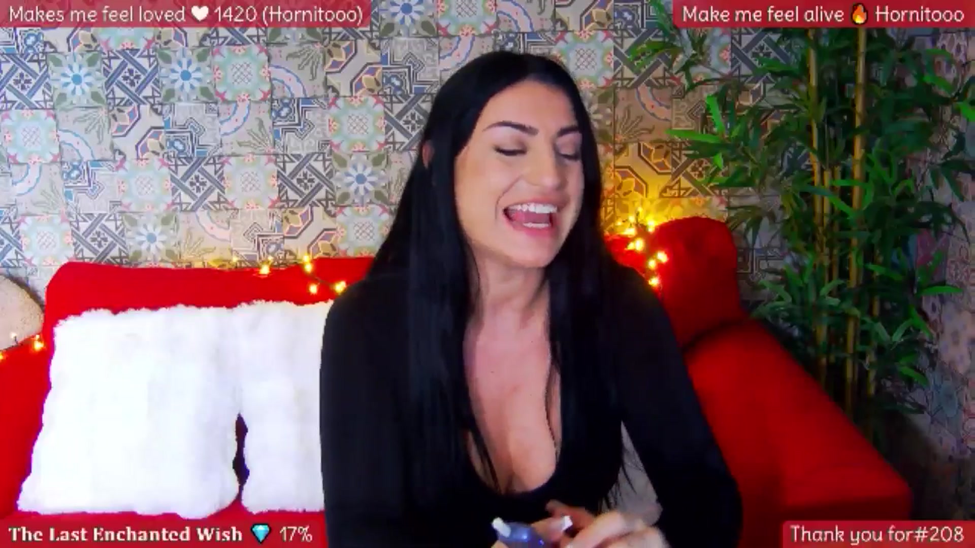 Gallery image thumbnail from Rapunz3l's myfreecams stream on, 02/15/2026, 20:10 image 16 of 20