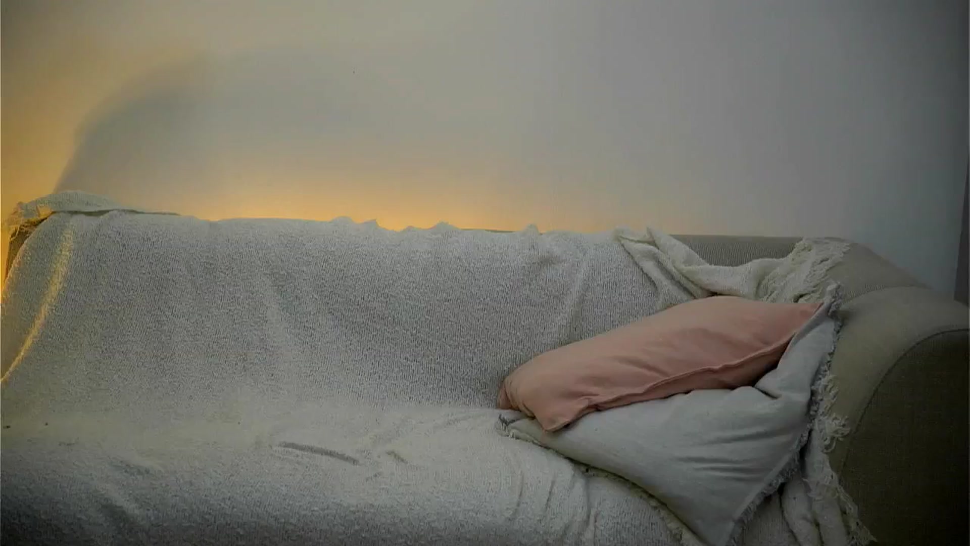 Gallery image thumbnail from Rapunzel_'s myfreecams stream on, 12/04/2024, 23:55 image 10 of 20