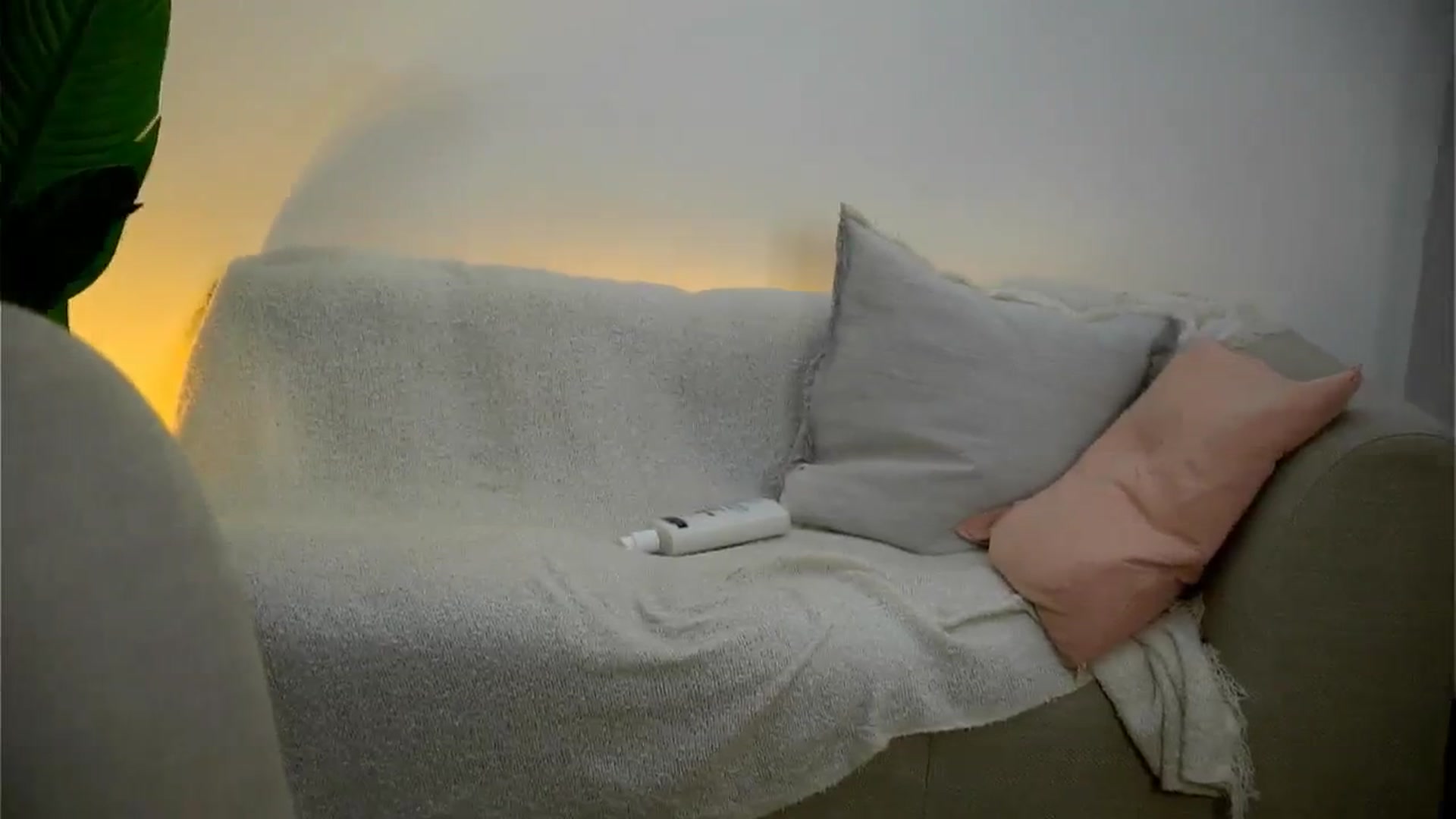 Gallery image thumbnail from Rapunzel_'s myfreecams stream on, 12/11/2024, 18:50 image 17 of 20
