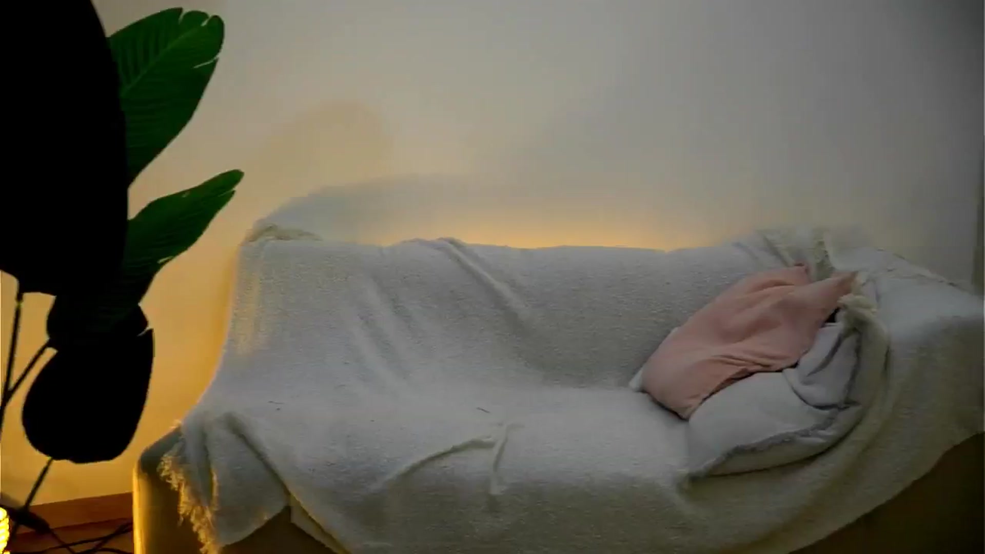 Gallery image thumbnail from Rapunzel_'s myfreecams stream on, 12/23/2024, 14:48 image 13 of 20