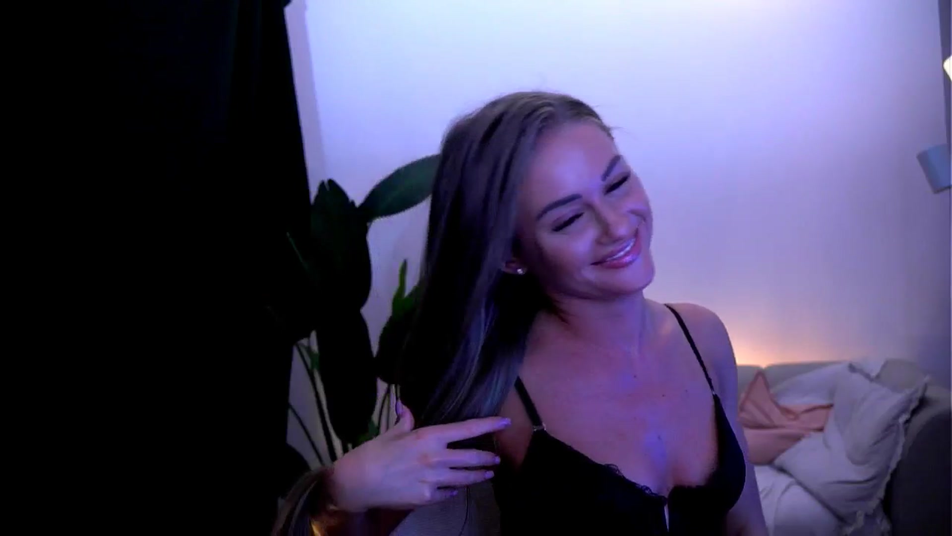 Gallery image thumbnail from Rapunzel_'s myfreecams stream on, 01/15/2025, 20:02 image 13 of 20
