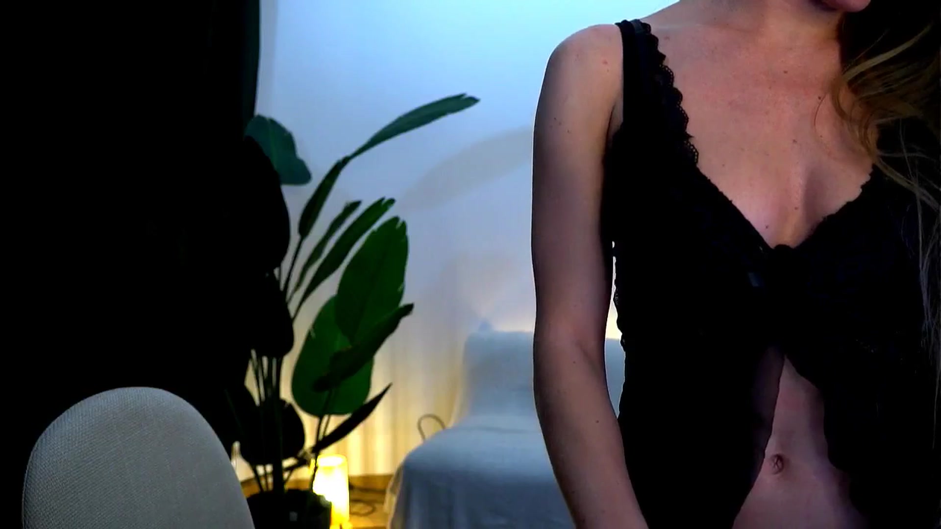 Gallery image thumbnail from Rapunzel_'s myfreecams stream on, 01/24/2025, 18:32 image 3 of 20