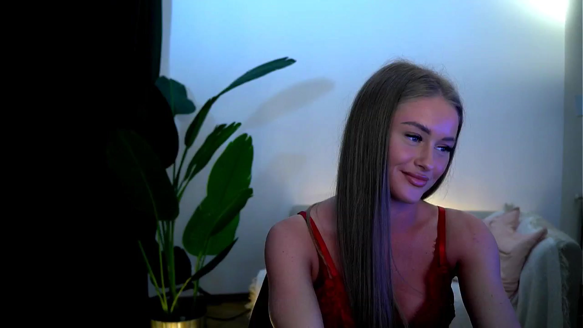Gallery image thumbnail from Rapunzel_'s myfreecams stream on, 01/31/2025, 18:10 image 17 of 20