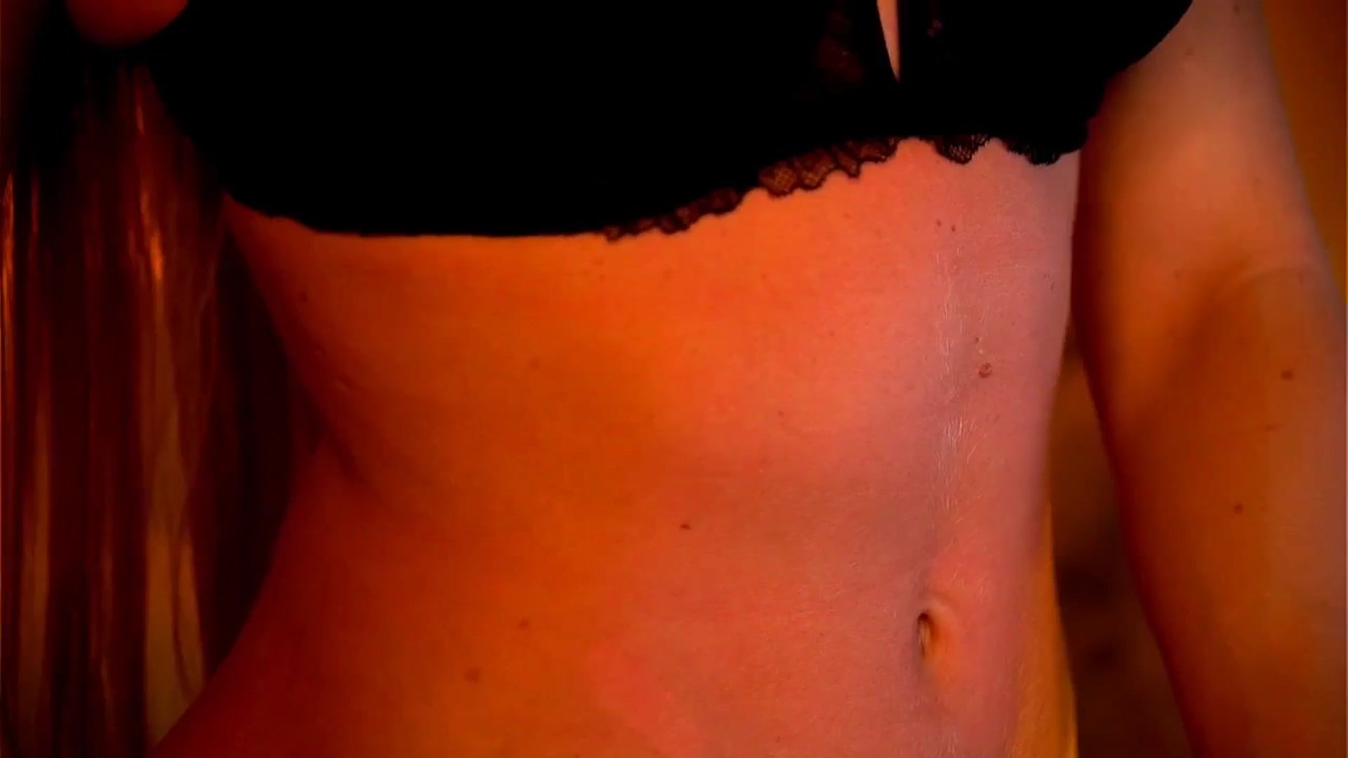 Gallery image thumbnail from Rapunzel_'s myfreecams stream on, 03/03/2025, 24:01 image 9 of 20