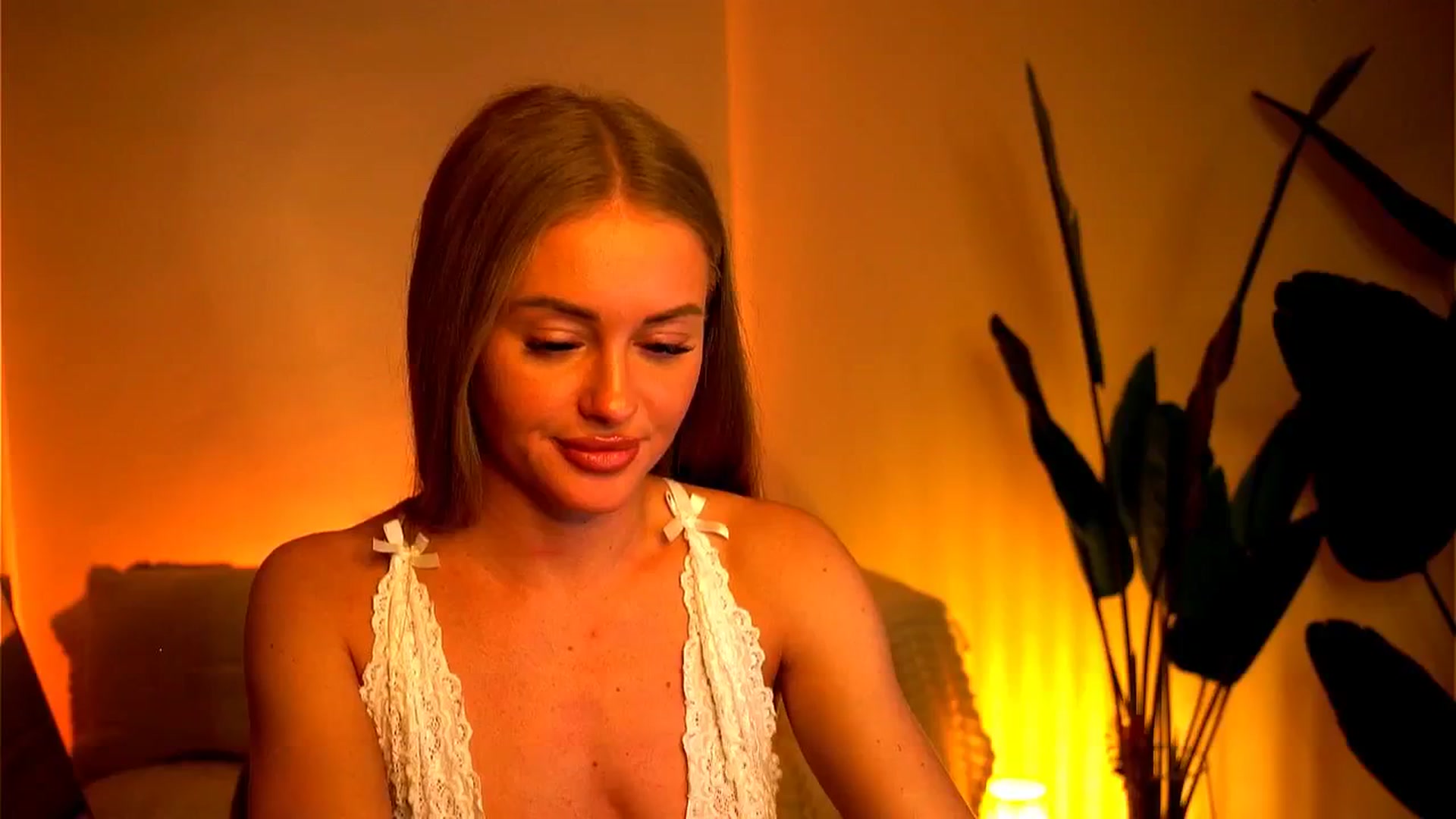 Gallery image thumbnail from Rapunzel_'s myfreecams stream on, 03/22/2025, 21:29 image 6 of 20