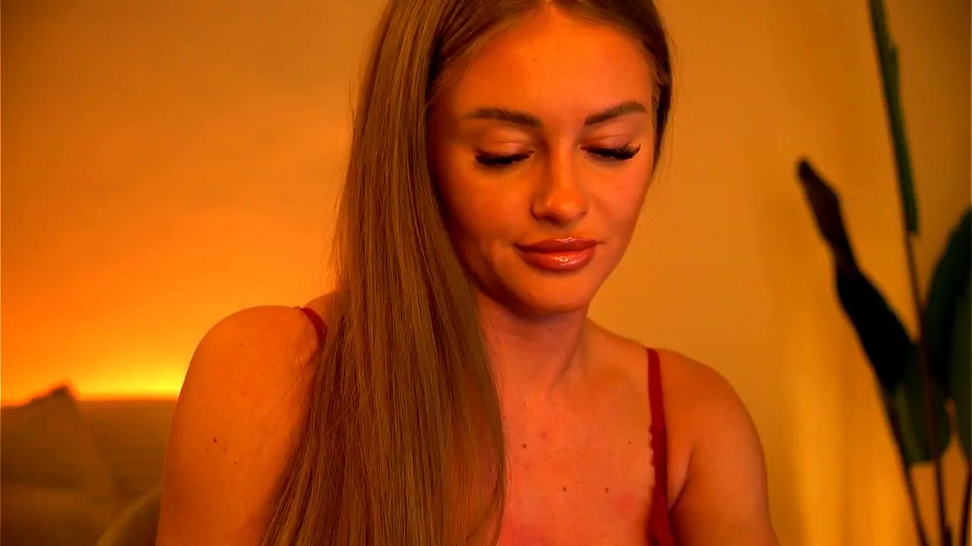 Gallery image thumbnail from Rapunzel_'s myfreecams stream on, 03/23/2025, 19:58 image 1 of 20