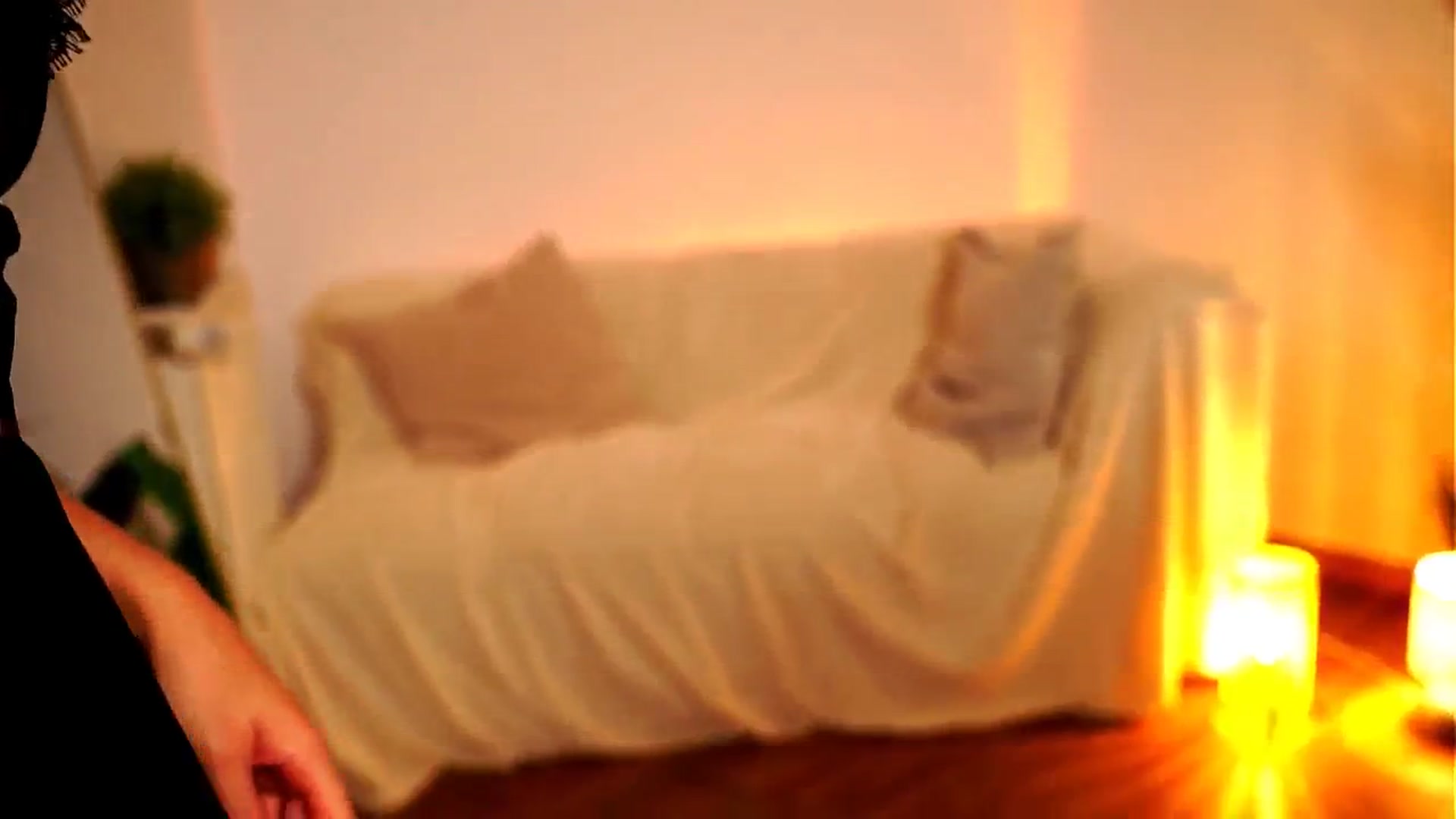 Gallery image thumbnail from Rapunzel_'s myfreecams stream on, 04/27/2025, 19:00 image 9 of 20