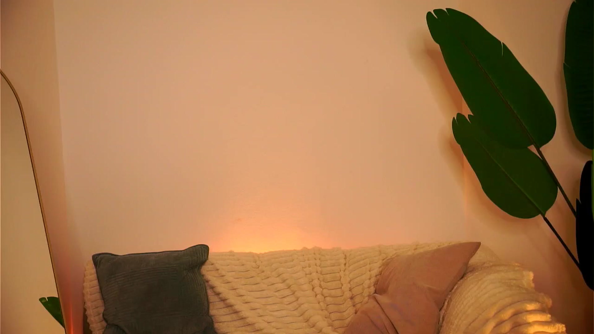 Gallery image thumbnail from Rapunzel_'s myfreecams stream on, 05/28/2025, 02:12 image 10 of 20
