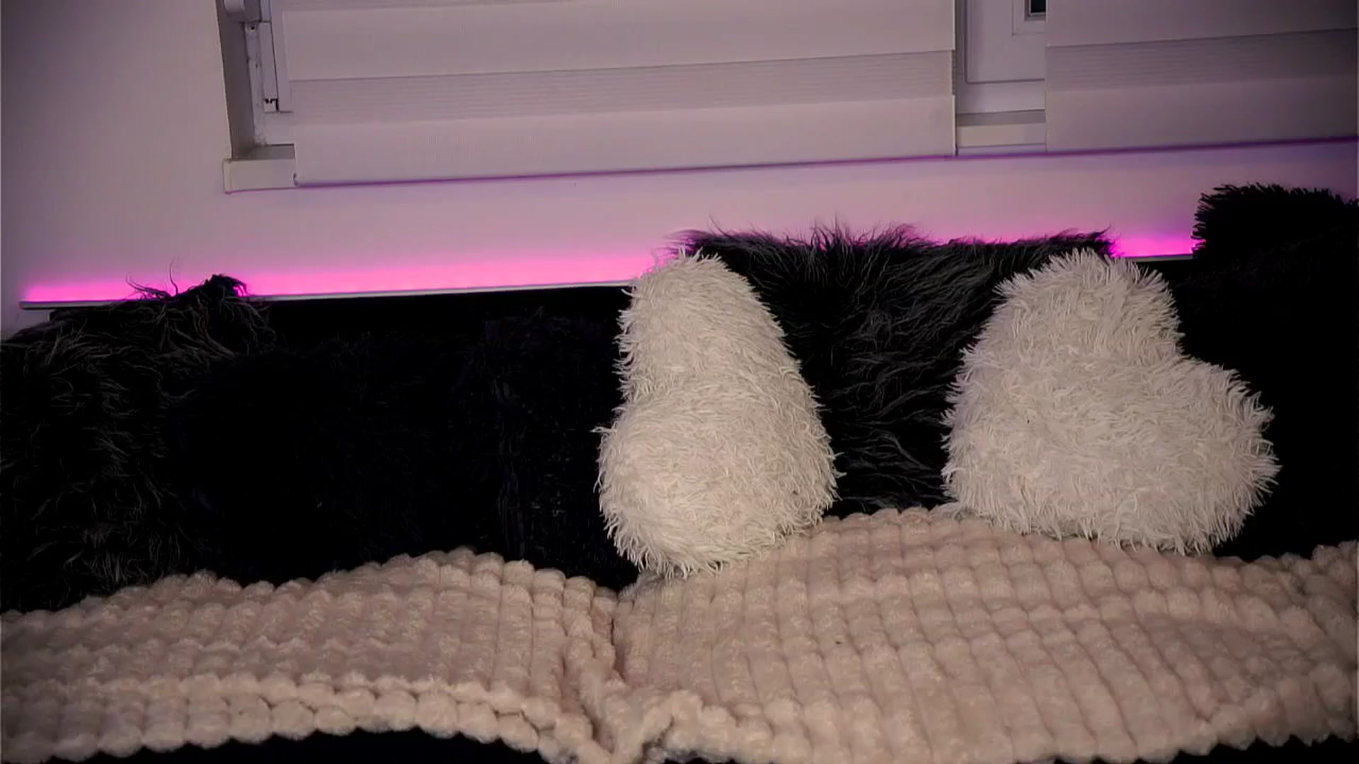 Gallery image thumbnail from Rapunzel_'s myfreecams stream on, 02/19/2026, 02:00 image 3 of 20