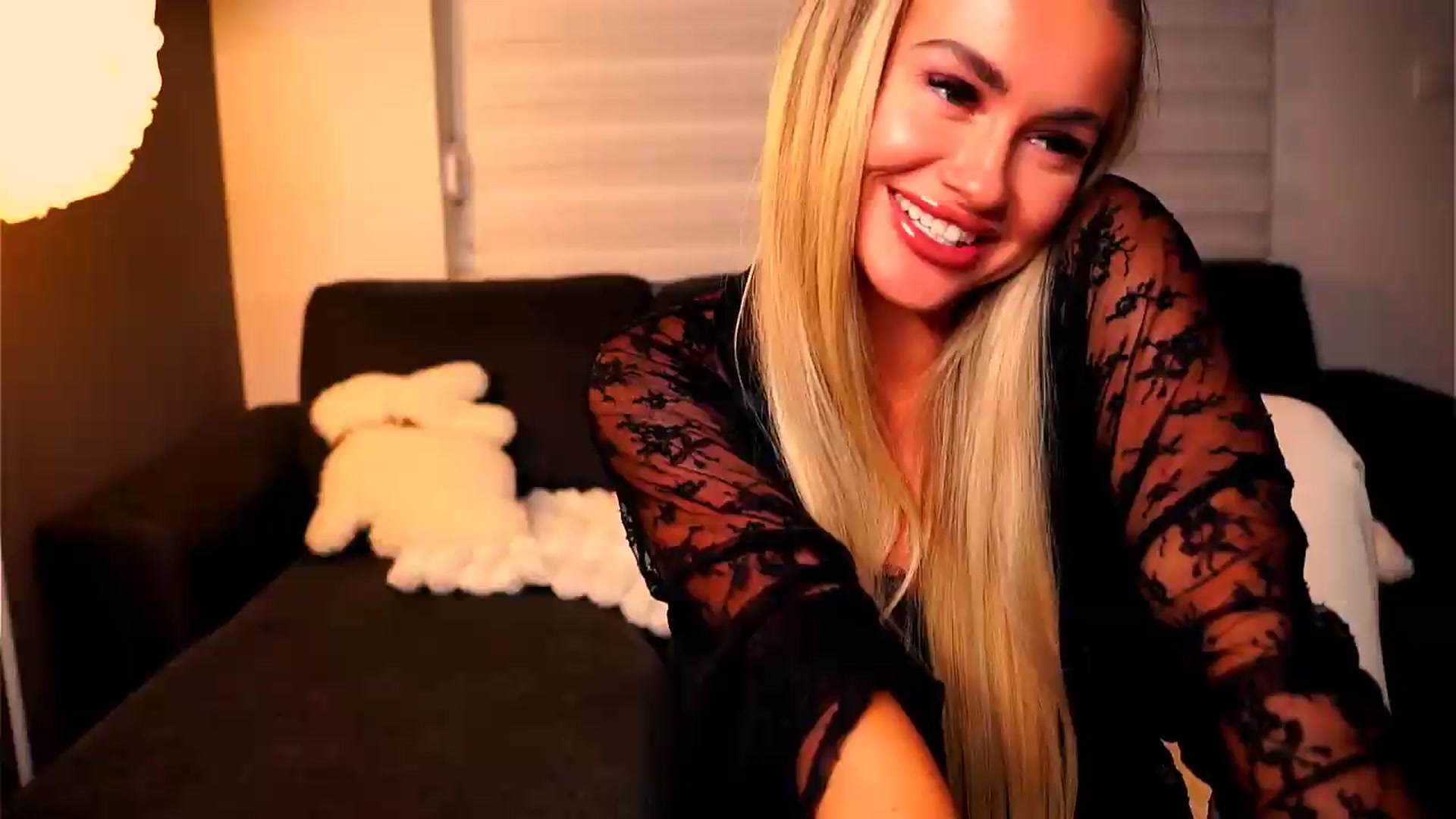 Gallery image thumbnail from Rapunzel_'s myfreecams stream on, 07/10/2026, 24:00 image 13 of 20