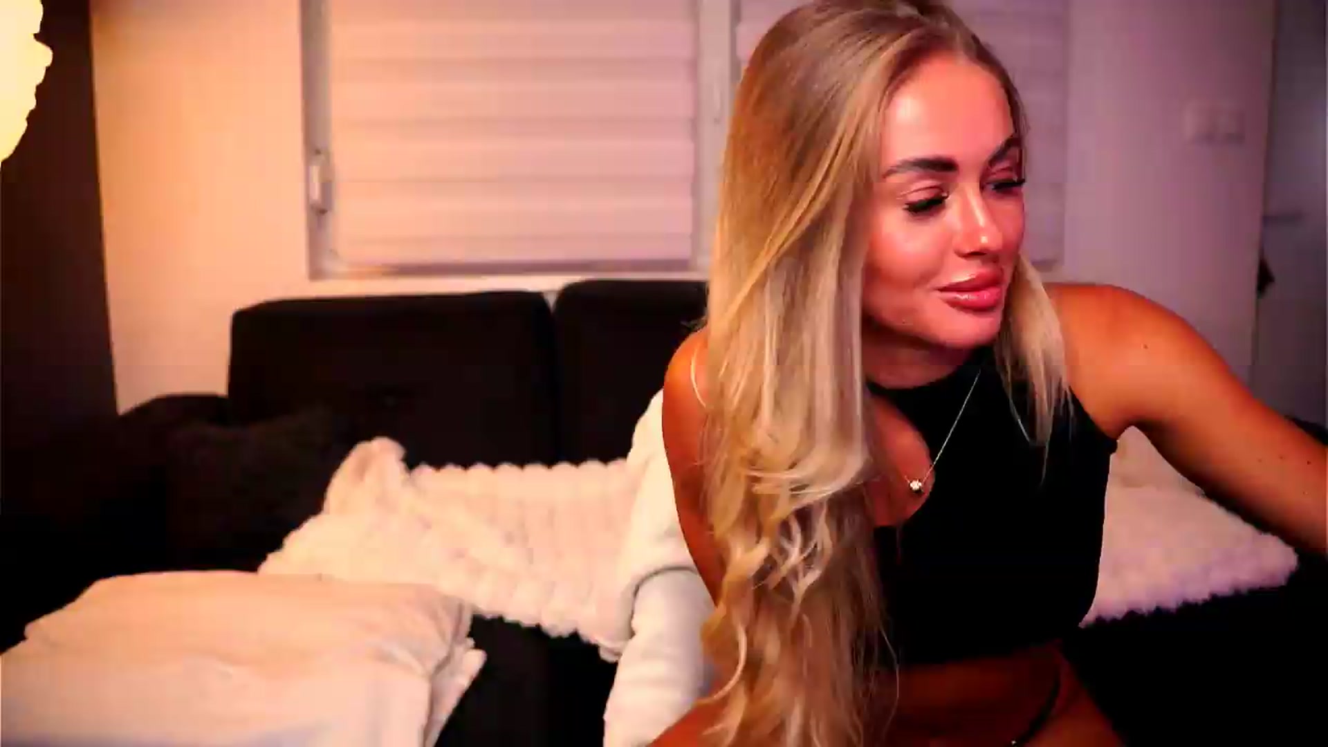 Gallery image thumbnail from Rapunzel_'s myfreecams stream on, 08/24/2026, 24:02 image 2 of 20