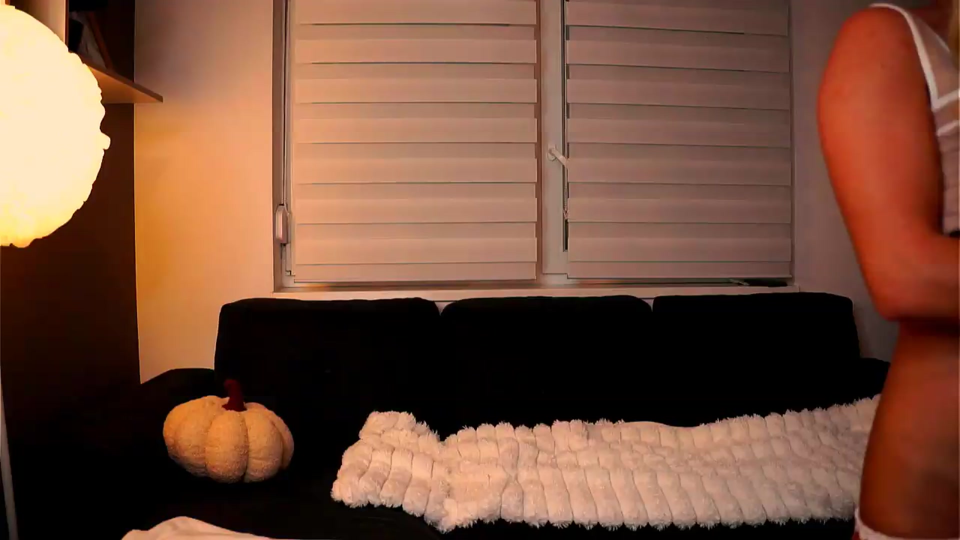 Gallery image thumbnail from Rapunzel_'s myfreecams stream on, 09/05/2026, 22:47 image 3 of 20