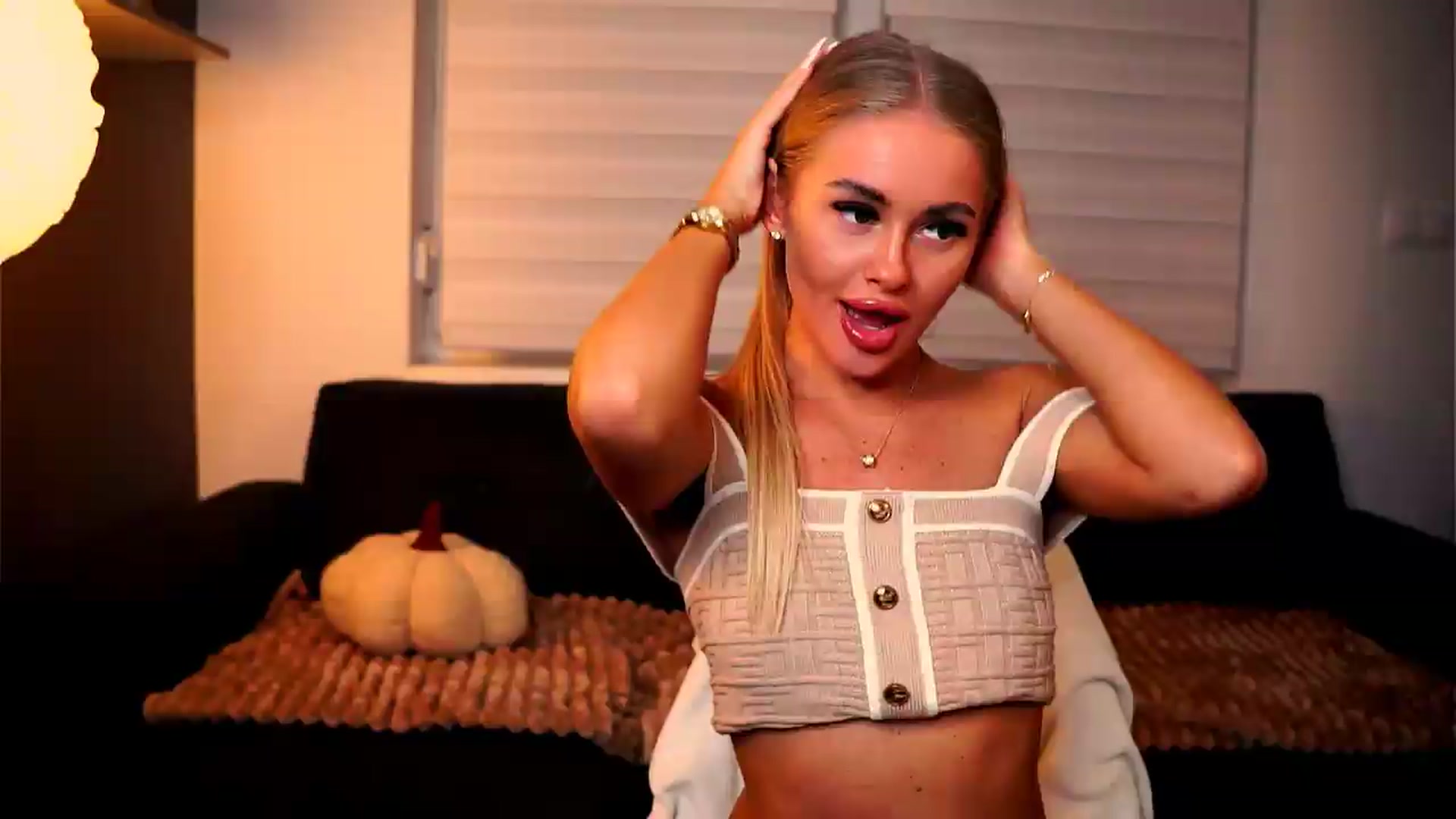 Gallery image thumbnail from Rapunzel_'s myfreecams stream on, 09/11/2026, 22:51 image 12 of 20