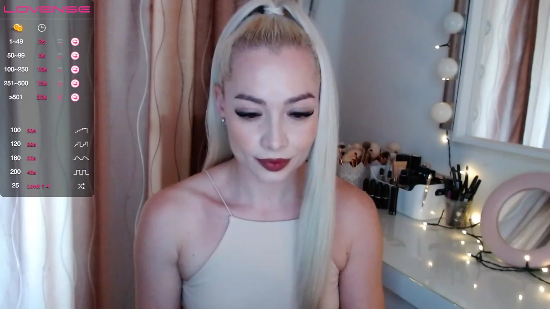Gallery image thumbnail from Rapunzelll's myfreecams stream on, 11/14/2022, 11:10 image 15 of 20