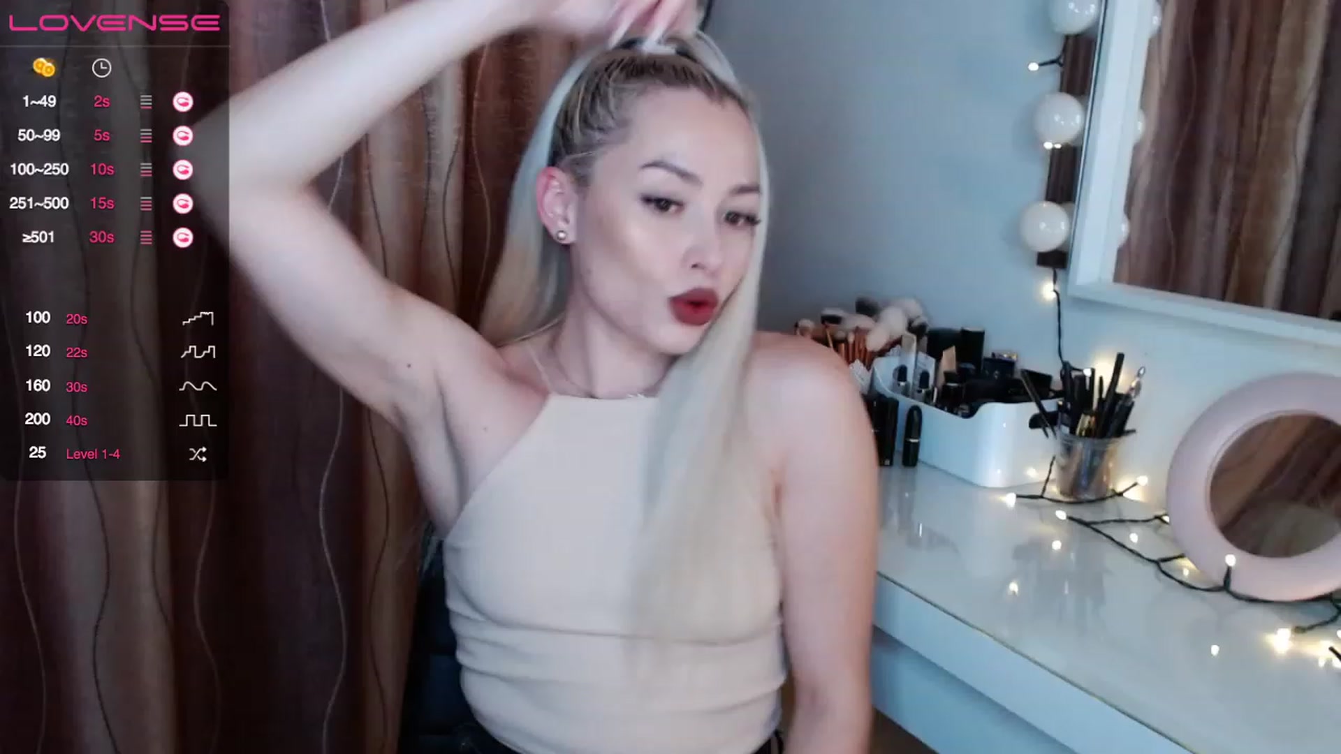 Gallery image thumbnail from Rapunzelll's myfreecams stream on, 12/01/2022, 17:07 image 5 of 20