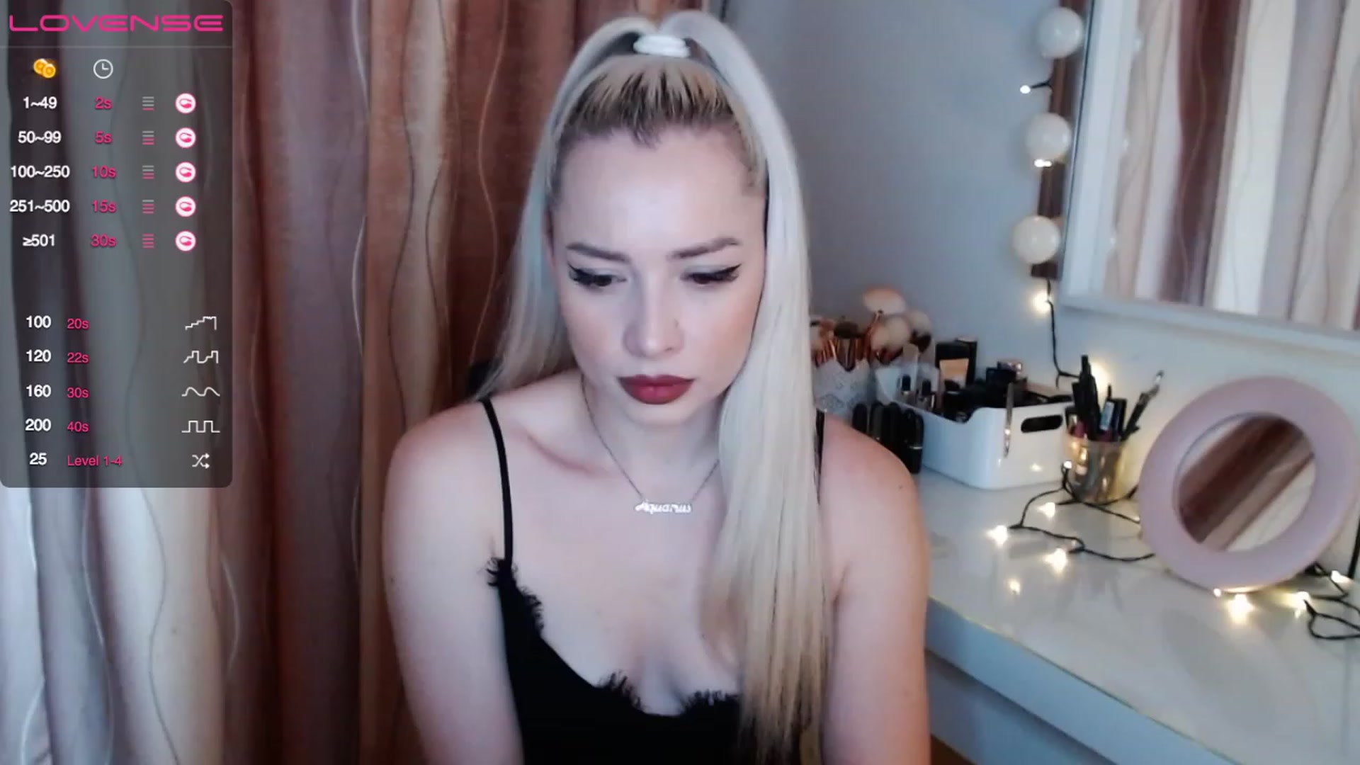 Gallery image thumbnail from Rapunzelll's myfreecams stream on, 12/08/2022, 09:00 image 4 of 20