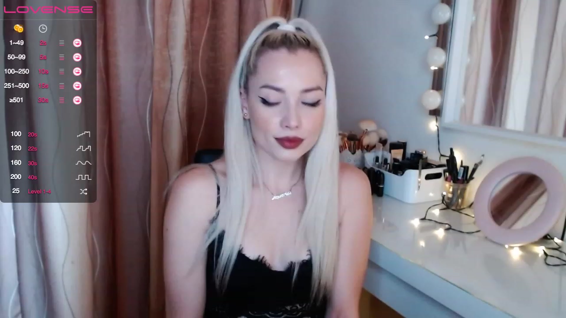 Gallery image thumbnail from Rapunzelll's myfreecams stream on, 12/08/2022, 09:00 image 9 of 20