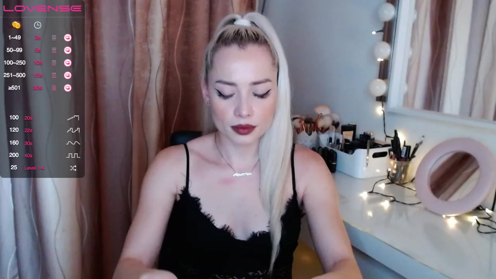 Gallery image thumbnail from Rapunzelll's myfreecams stream on, 12/08/2022, 09:00 image 14 of 20