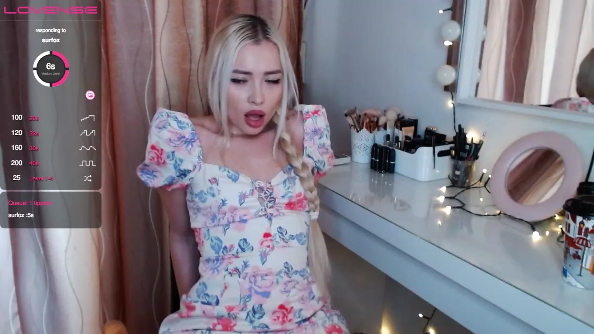 Gallery image thumbnail from Rapunzelll's myfreecams stream on, 12/11/2022, 14:04 image 8 of 20