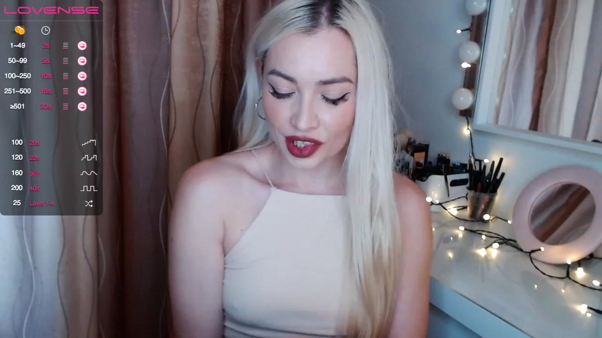 Gallery image thumbnail from Rapunzelll's myfreecams stream on, 12/15/2022, 11:23 image 6 of 20