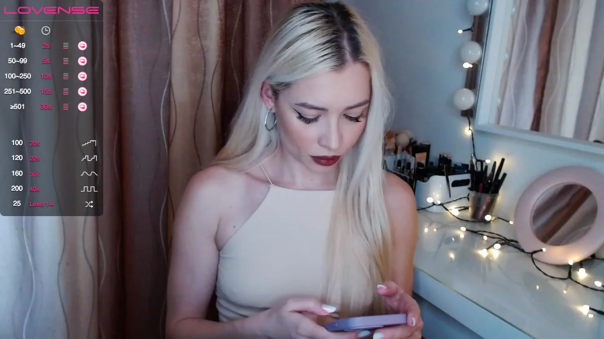 Gallery image thumbnail from Rapunzelll's myfreecams stream on, 12/15/2022, 11:23 image 7 of 20