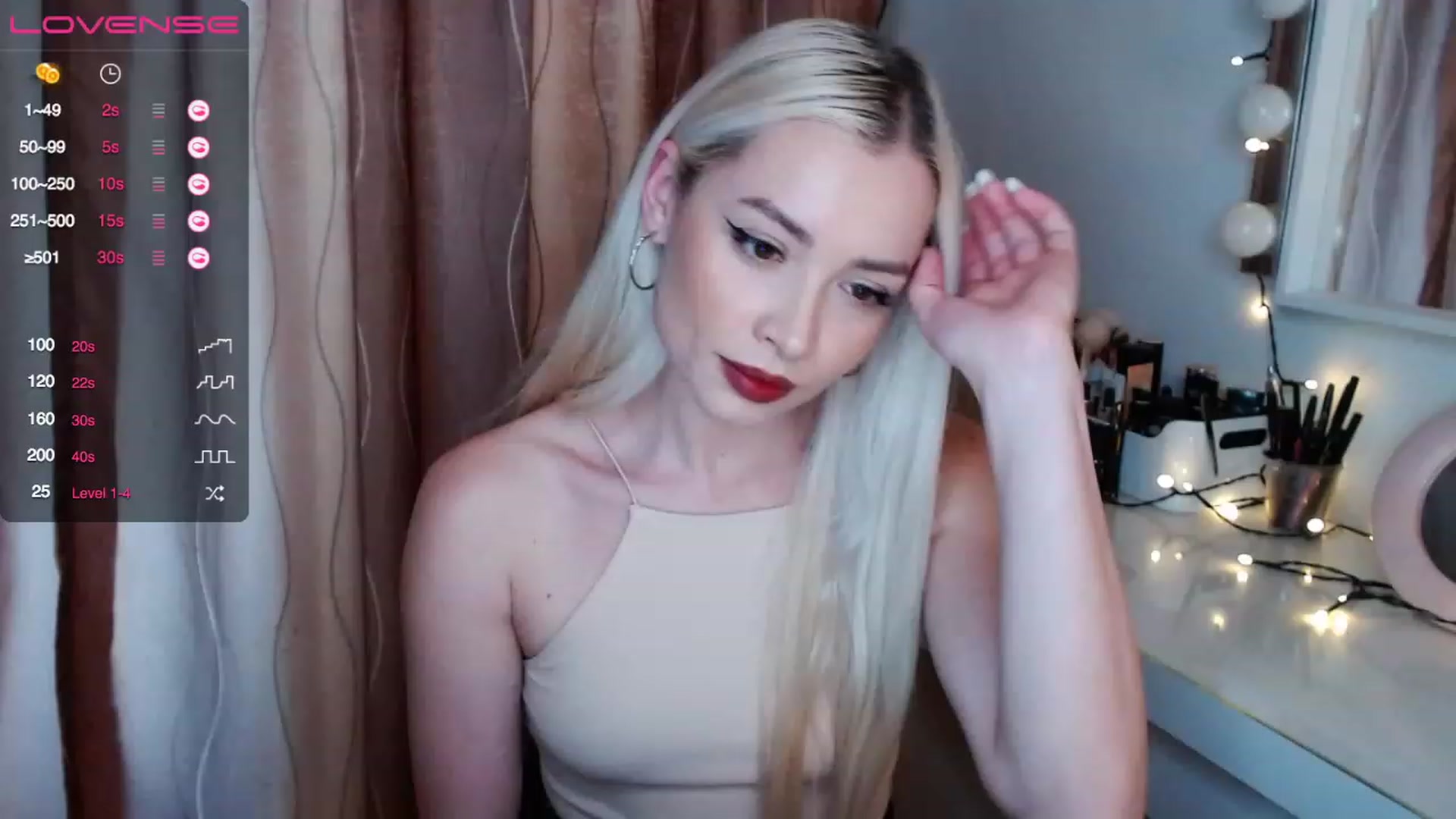 Gallery image thumbnail from Rapunzelll's myfreecams stream on, 12/15/2022, 12:23 image 14 of 20