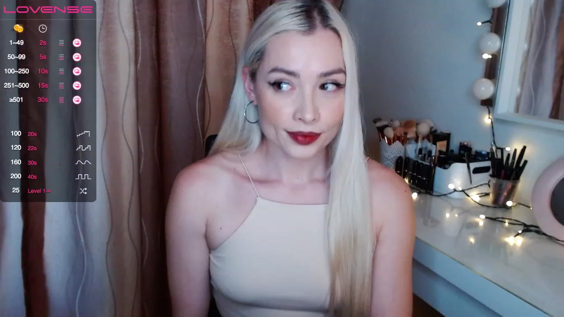 Gallery image thumbnail from Rapunzelll's myfreecams stream on, 12/15/2022, 12:23 image 9 of 20