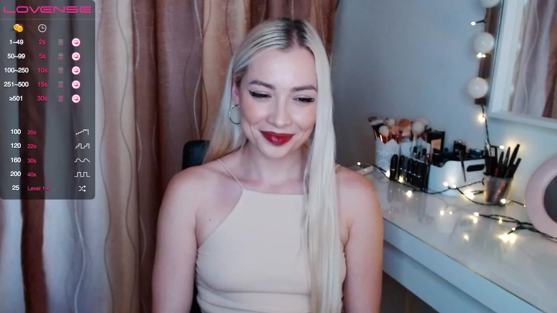 Gallery image thumbnail from Rapunzelll's myfreecams stream on, 12/15/2022, 12:23 image 1 of 20